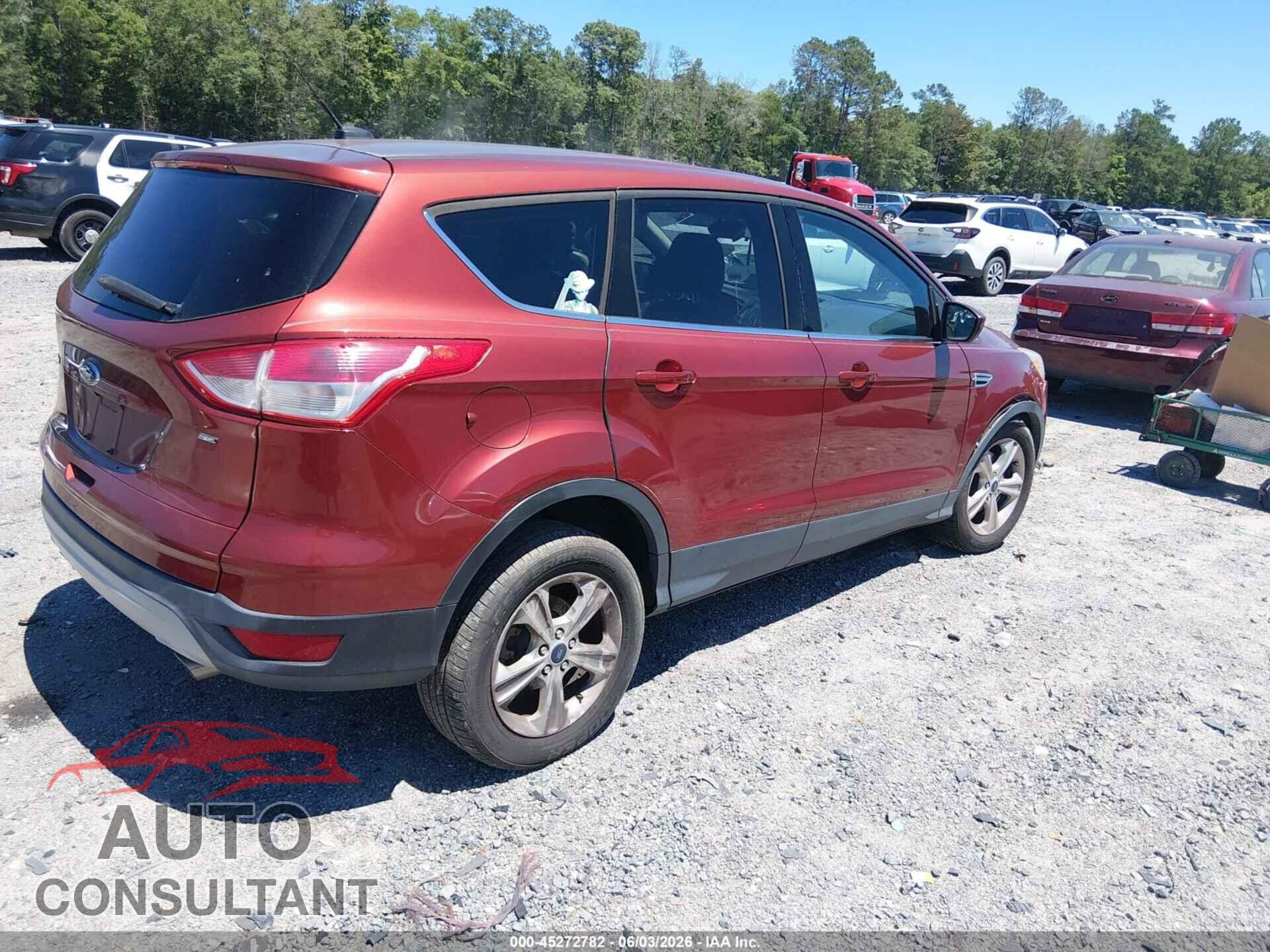 FORD ESCAPE 2015 - 1FMCU0G72FUA72934