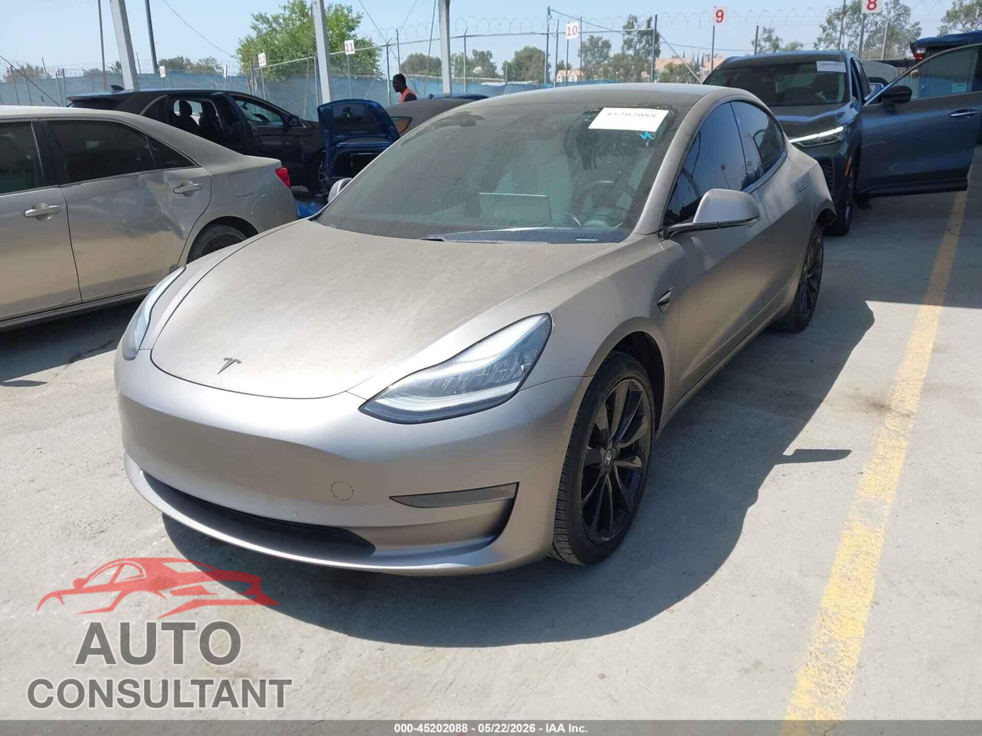 TESLA MODEL 3 2020 - 5YJ3E1EA9LF615643