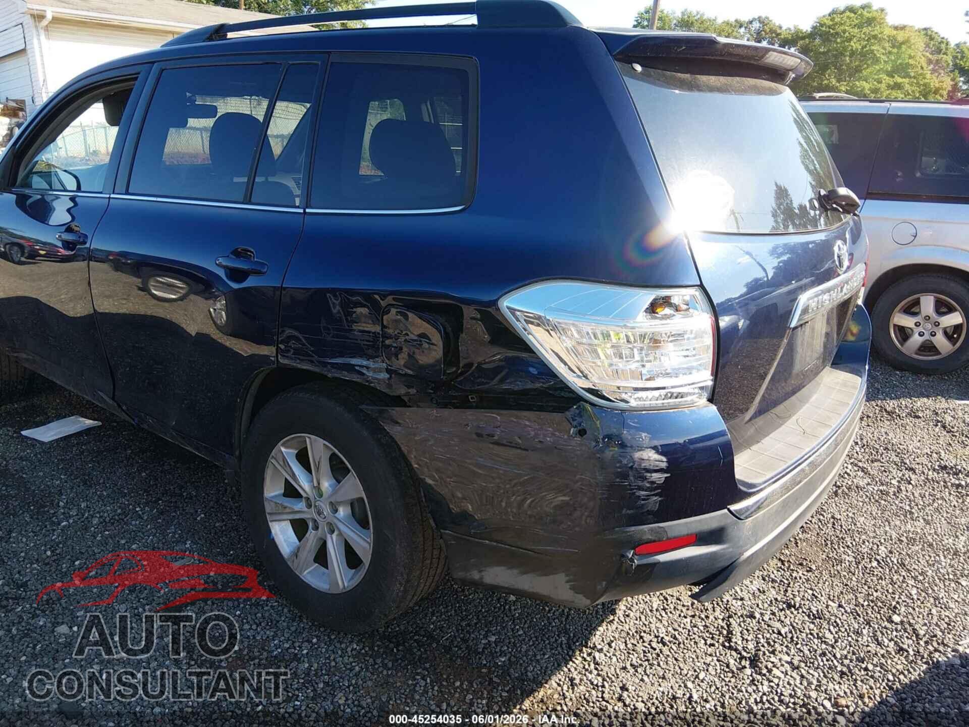 TOYOTA HIGHLANDER 2011 - 5TDZK3EH5BS028765