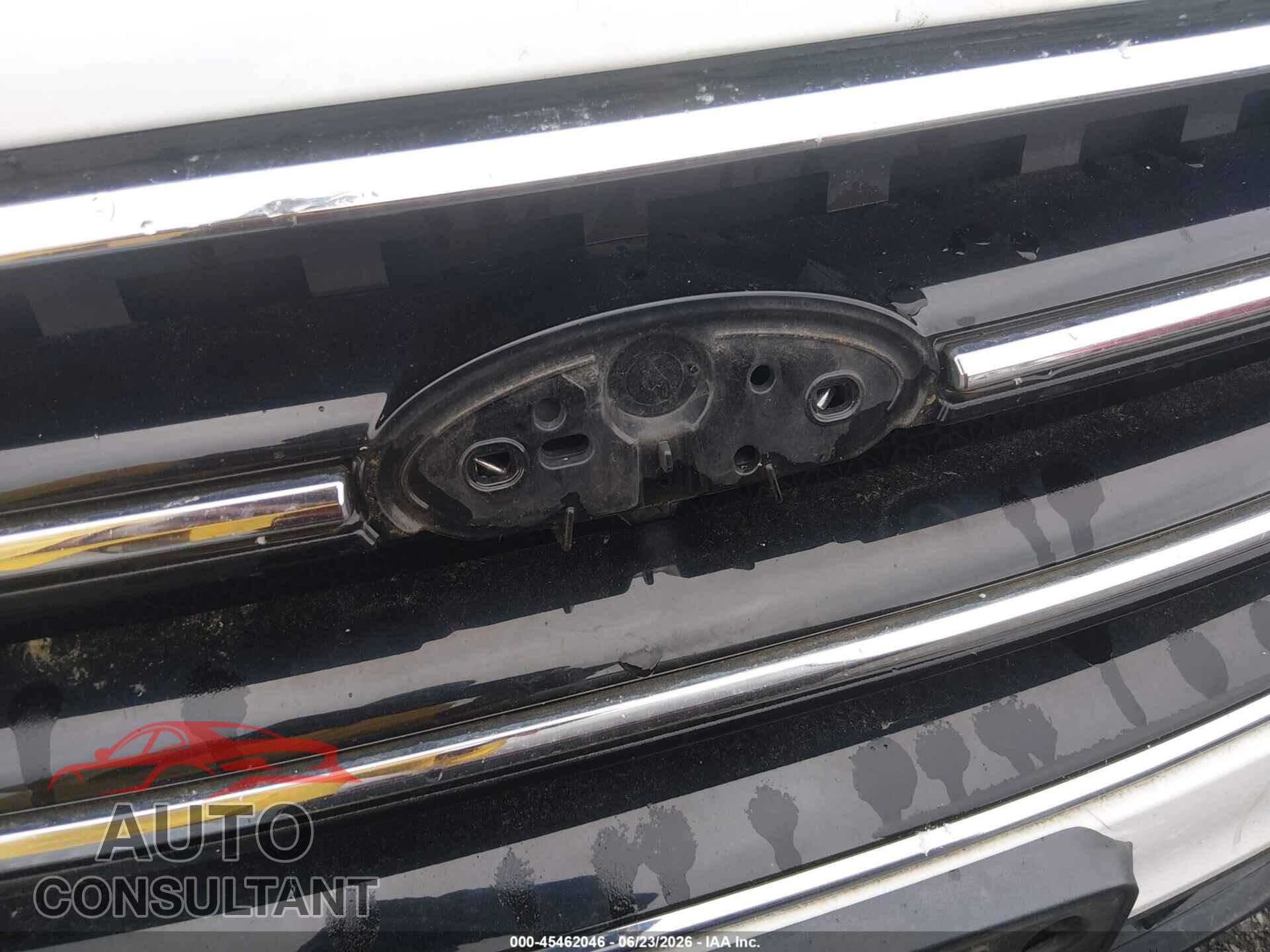 FORD ESCAPE 2017 - 1FMCU0GD4HUC85781