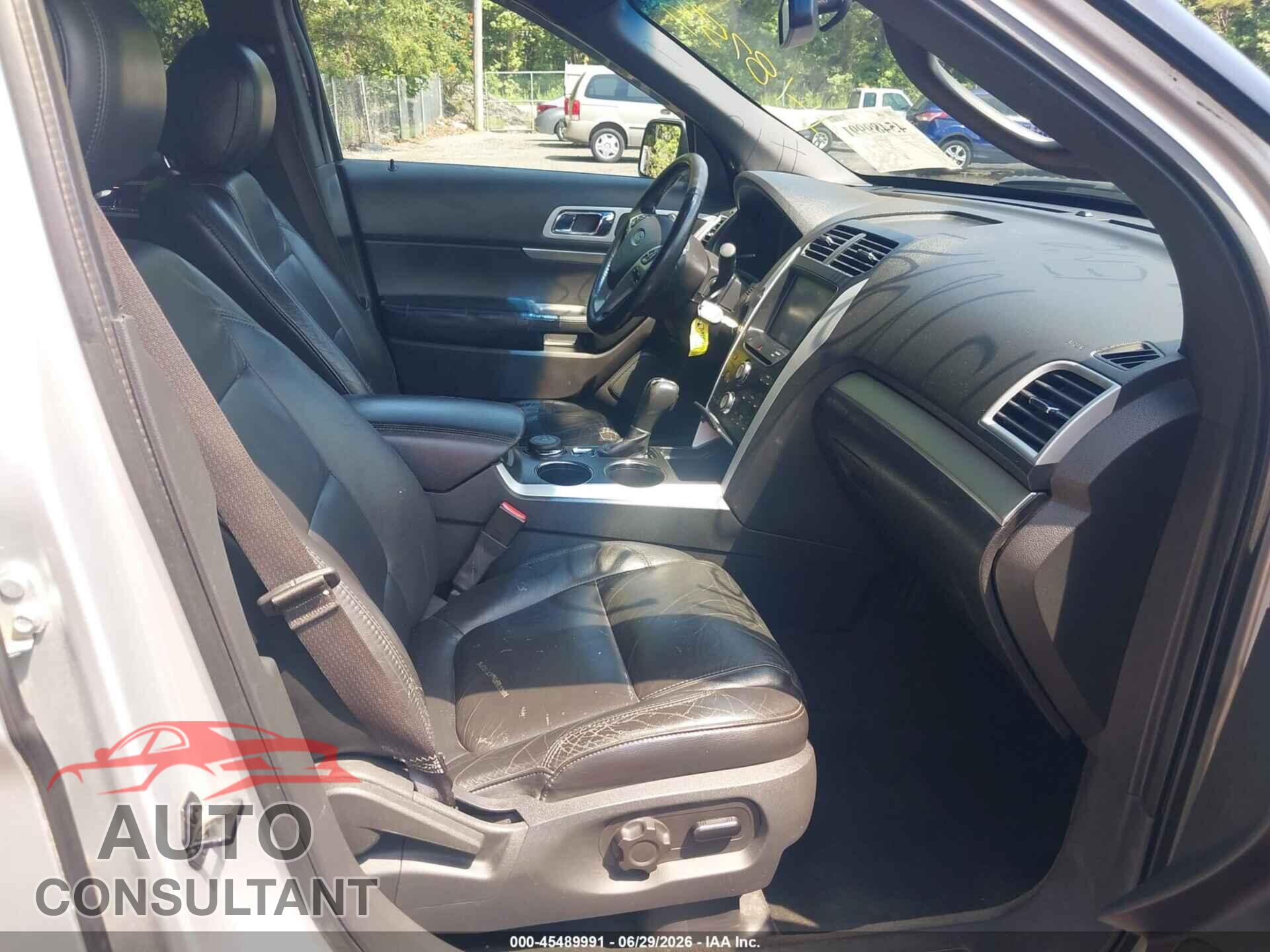 FORD EXPLORER 2011 - 1FMHK8D8XBGA58568