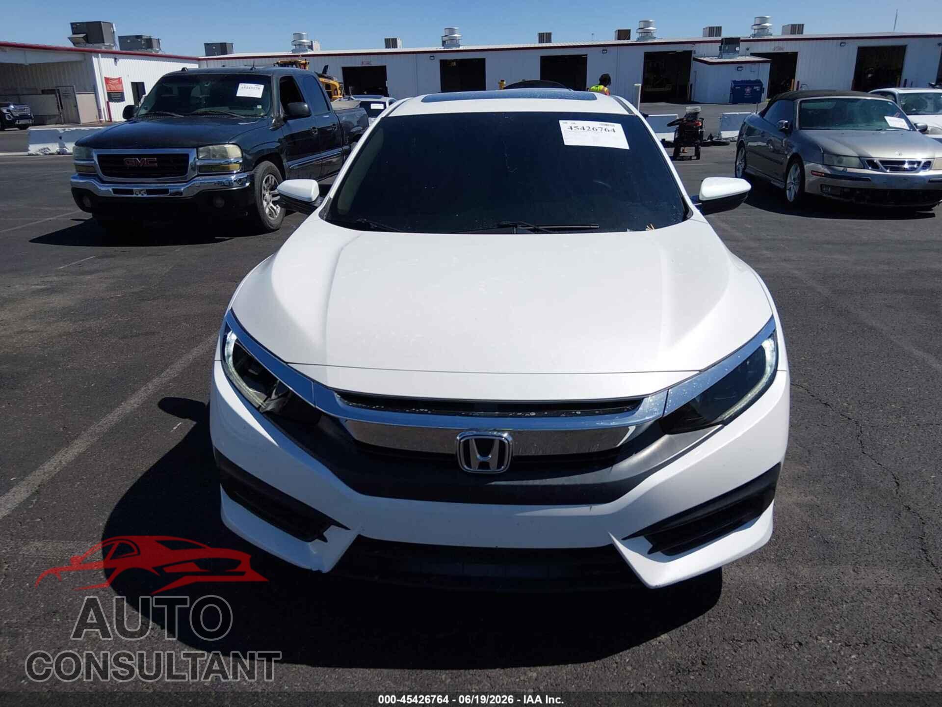 HONDA CIVIC 2018 - 19XFC2F79JE018961