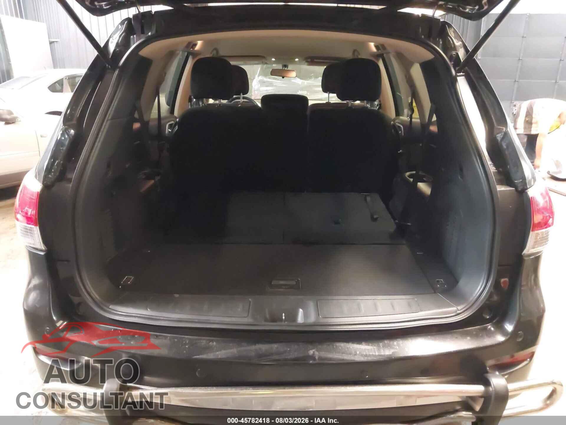 NISSAN PATHFINDER 2014 - 5N1AR2MM9EC635996