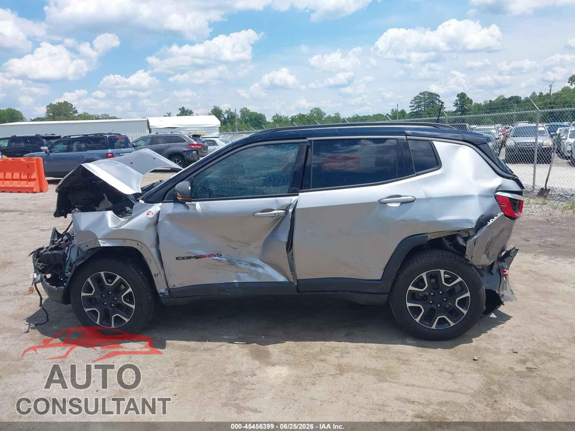 JEEP COMPASS 2019 - 3C4NJDDB7KT790540