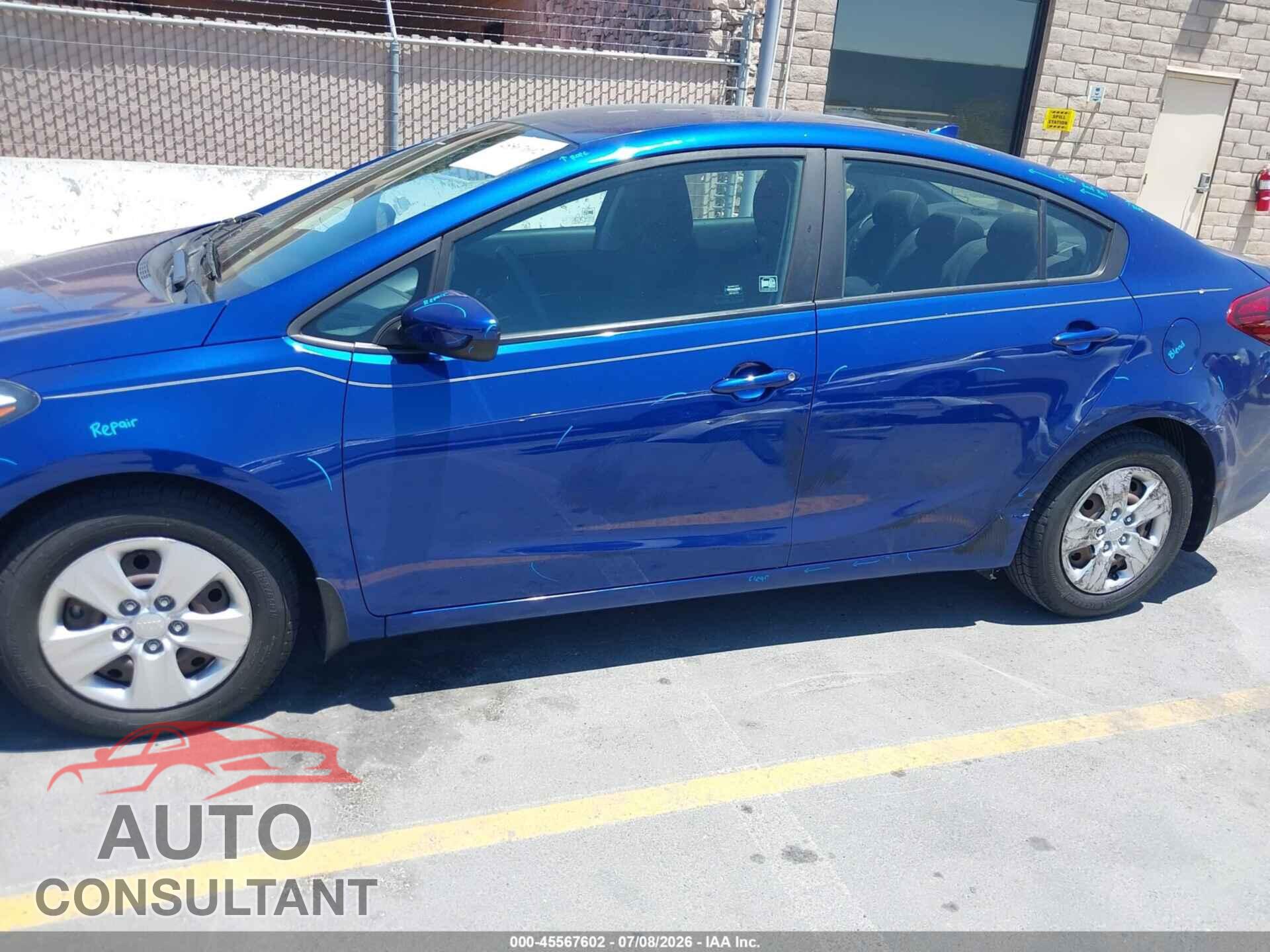 KIA FORTE 2017 - 3KPFK4A73HE006711