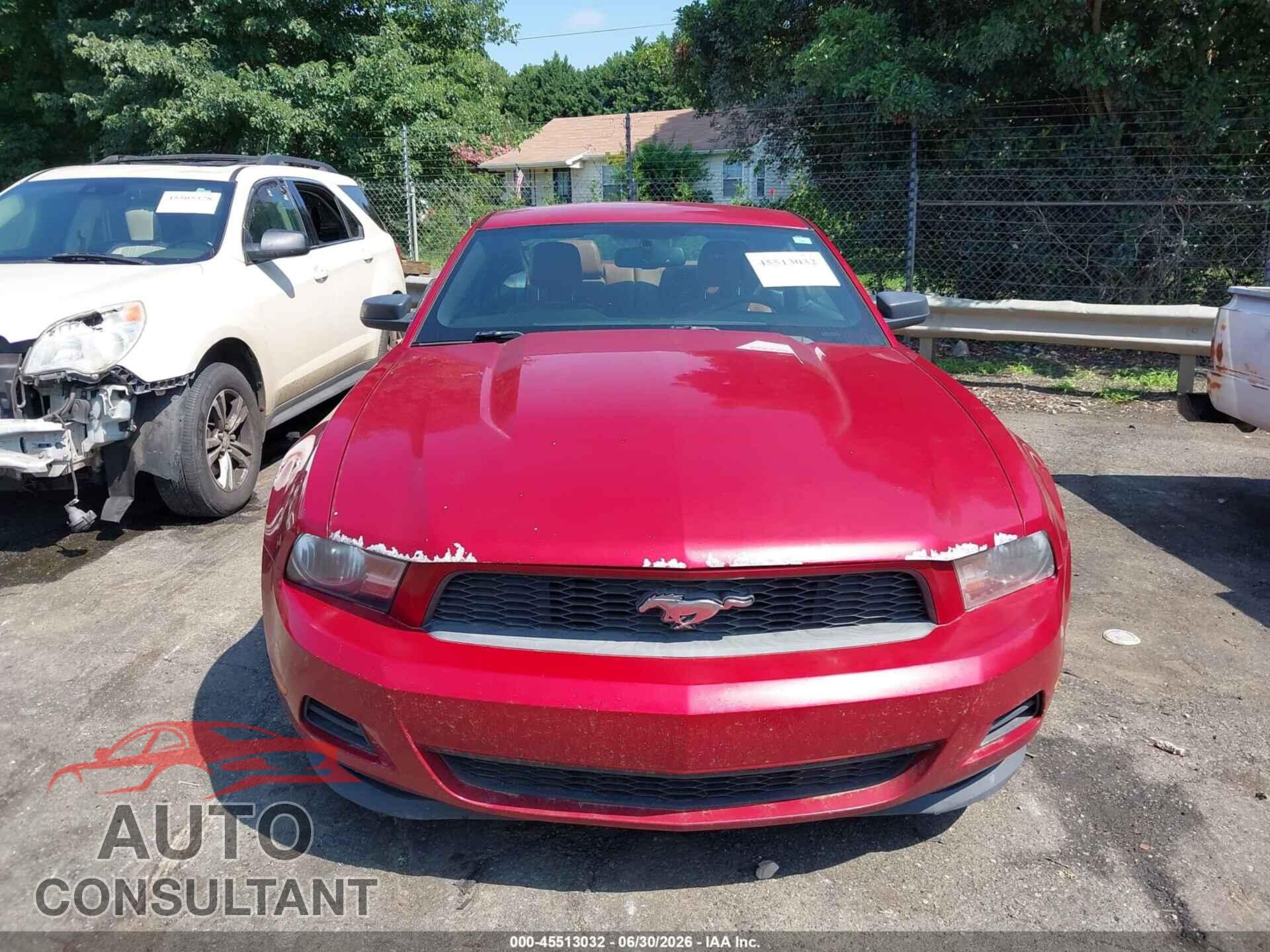 FORD MUSTANG 2011 - 1ZVBP8AM7B5119798