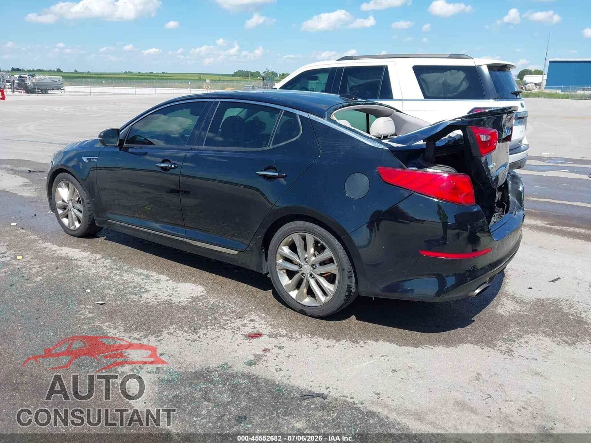 KIA OPTIMA 2015 - 5XXGR4A61FG372887