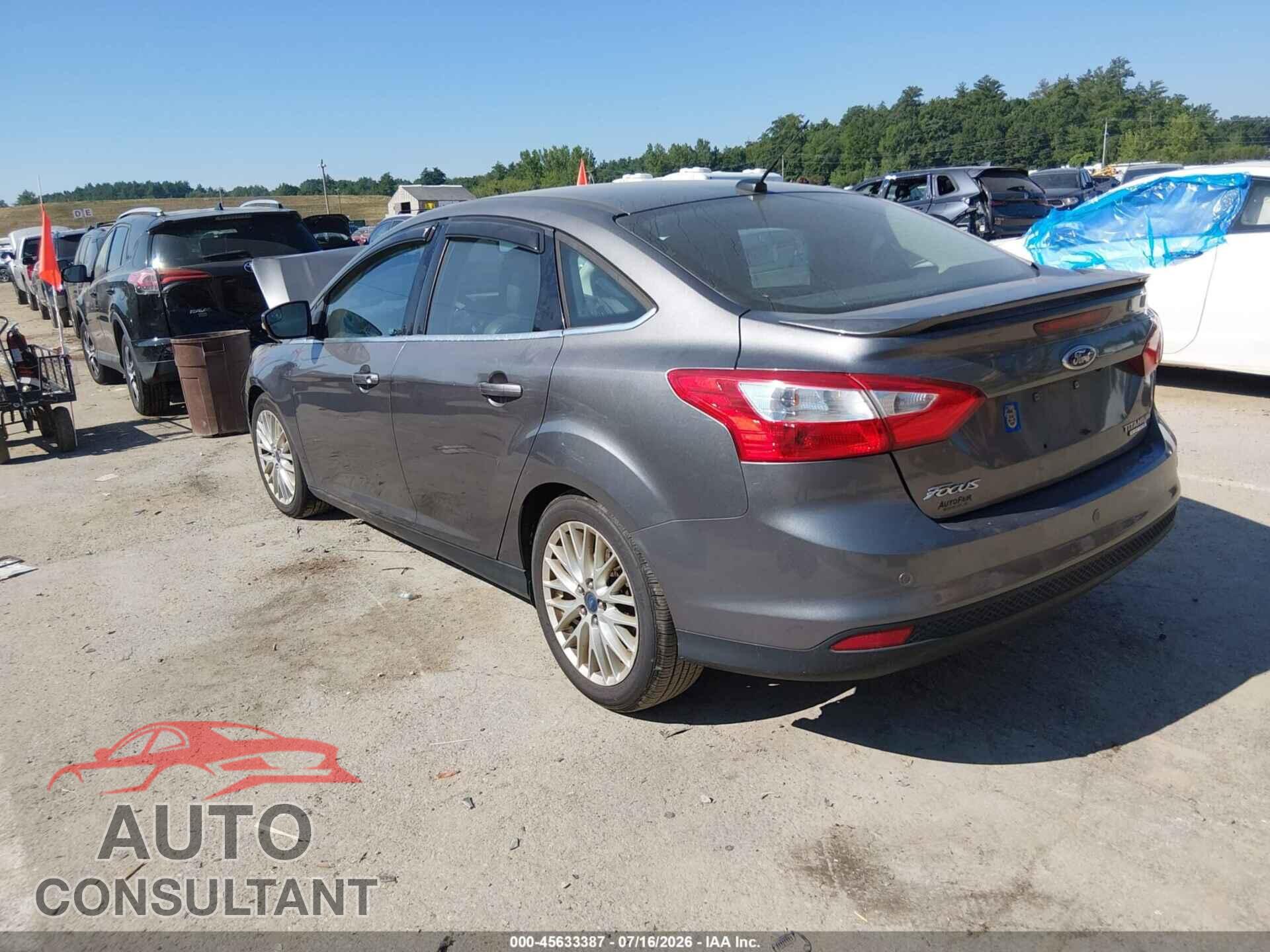 FORD FOCUS 2013 - 1FADP3J28DL378172