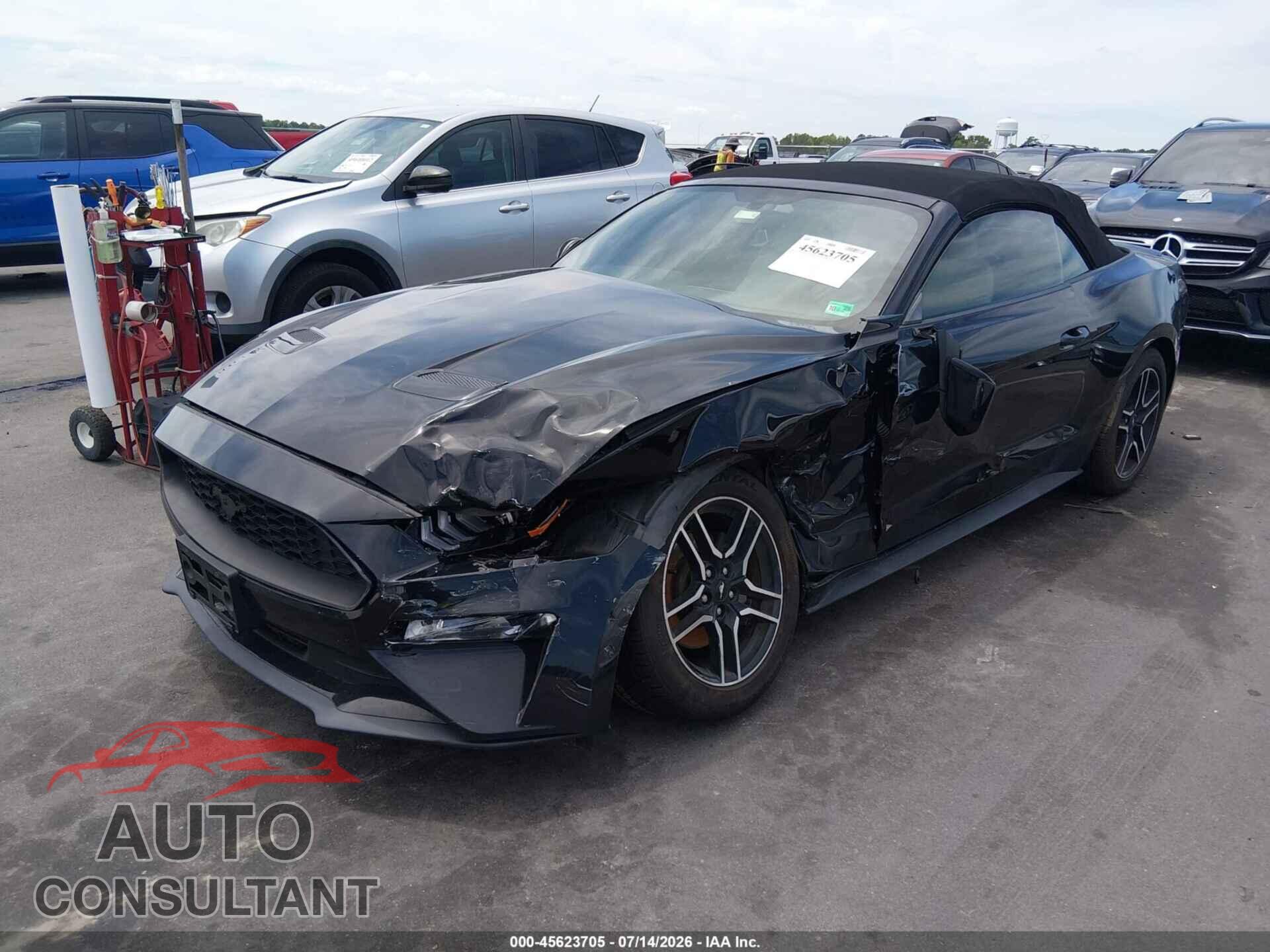 FORD MUSTANG 2018 - 1FATP8UH6J5133220