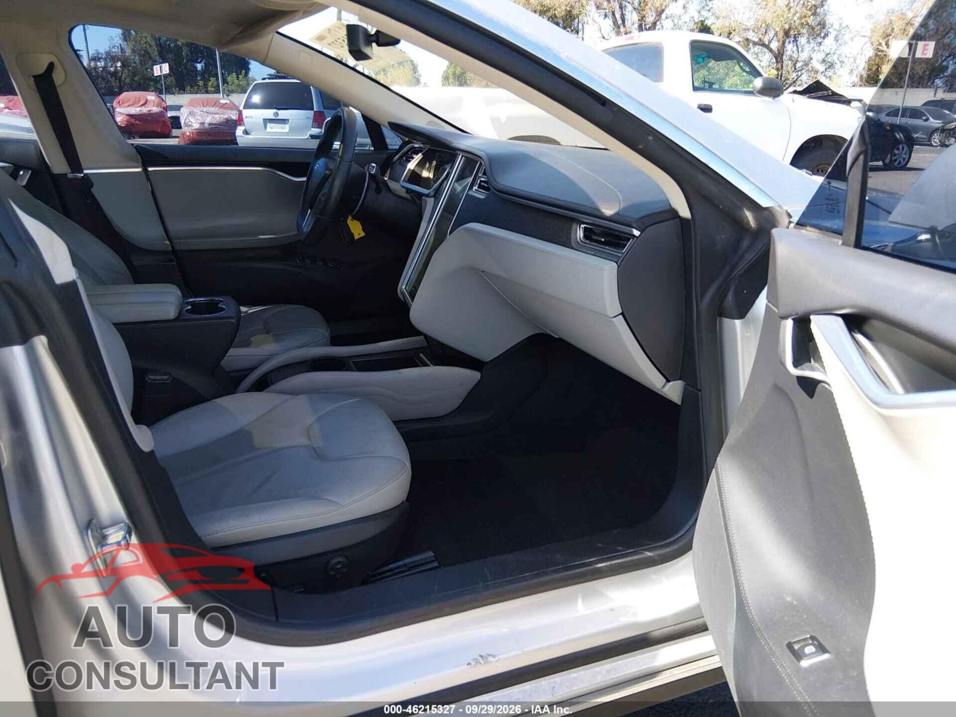 TESLA MODEL S 2013 - 5YJSA1CG6DFP09236