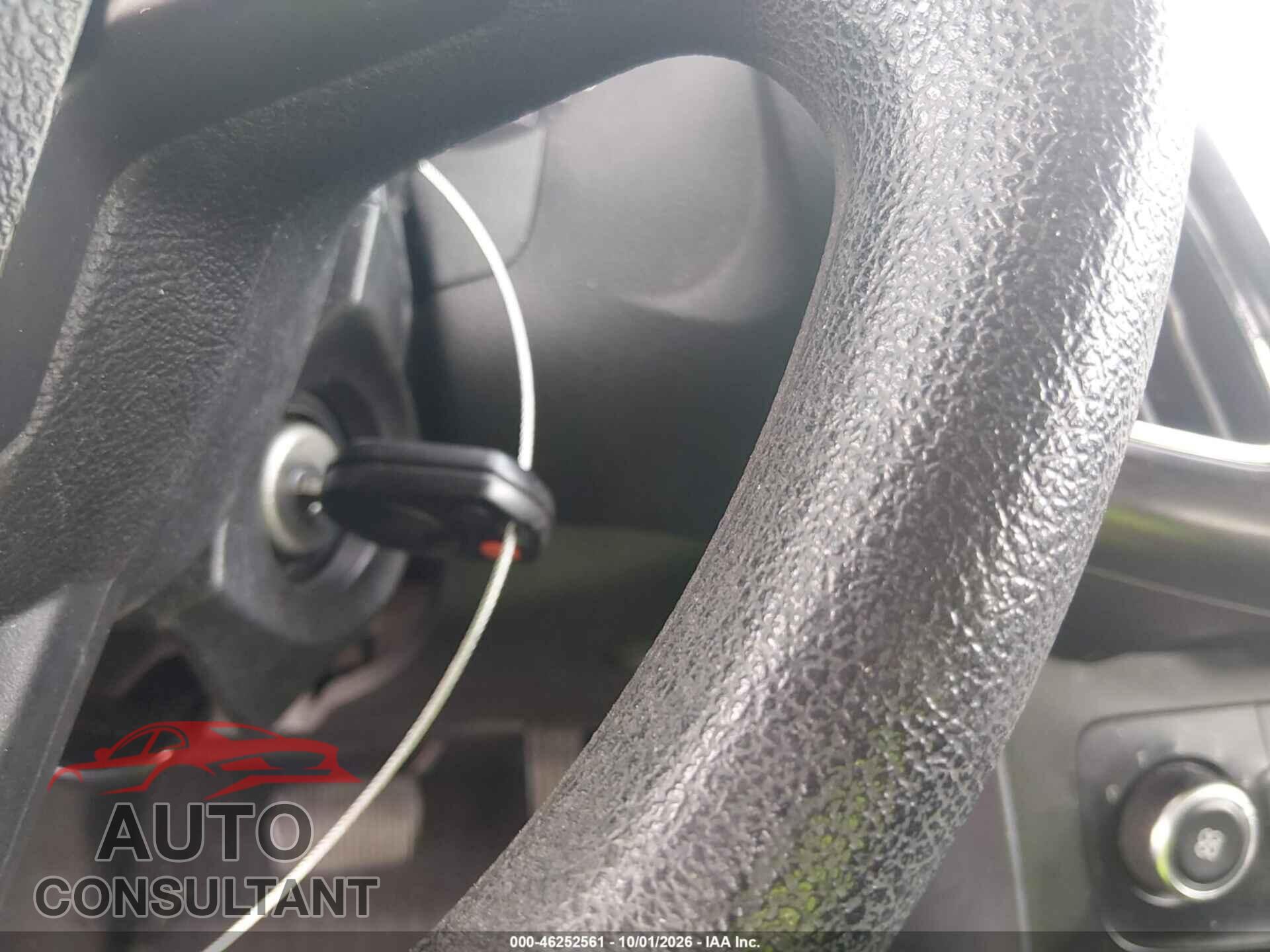 FORD FOCUS 2015 - 1FADP3F2XFL367489