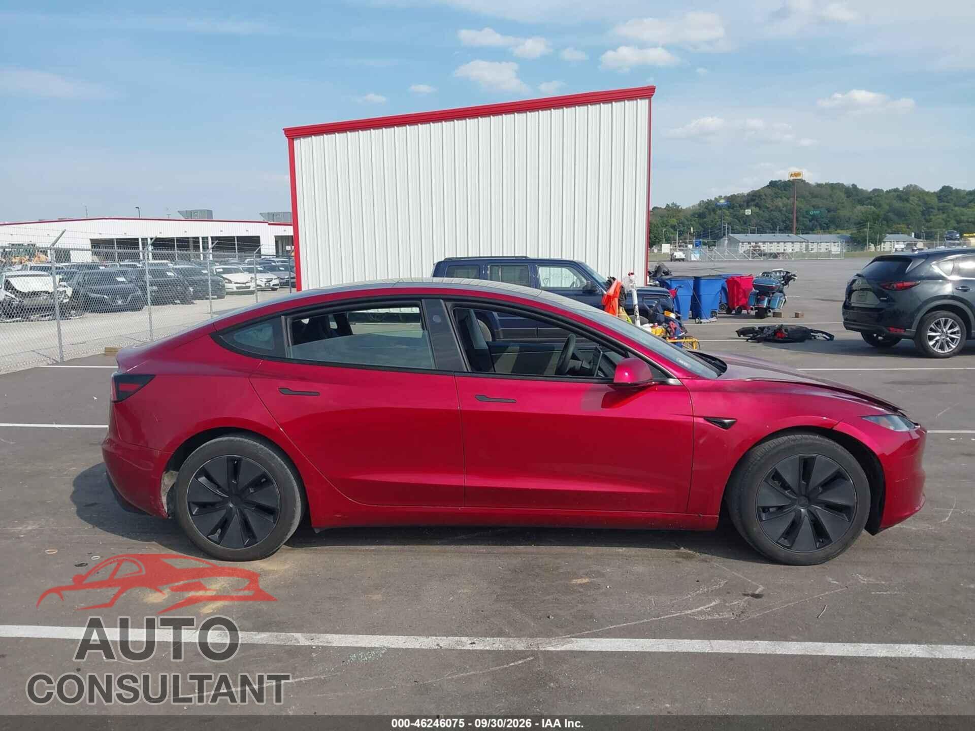 TESLA MODEL 3 2025 - 5YJ3E1EA6SF938806