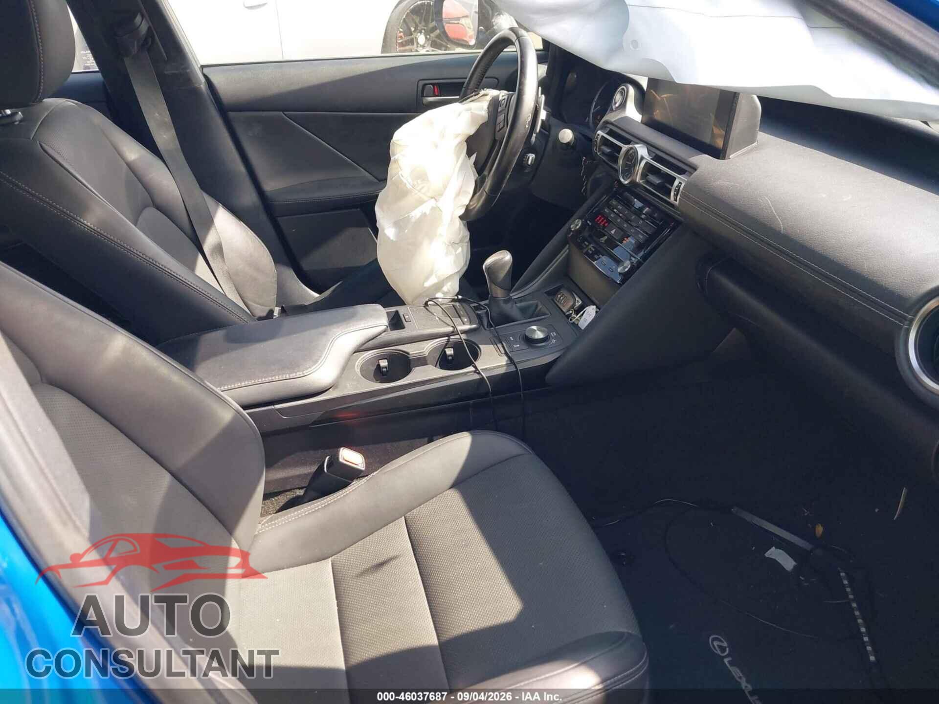 LEXUS IS 300 2022 - JTHAA1D24N5118743