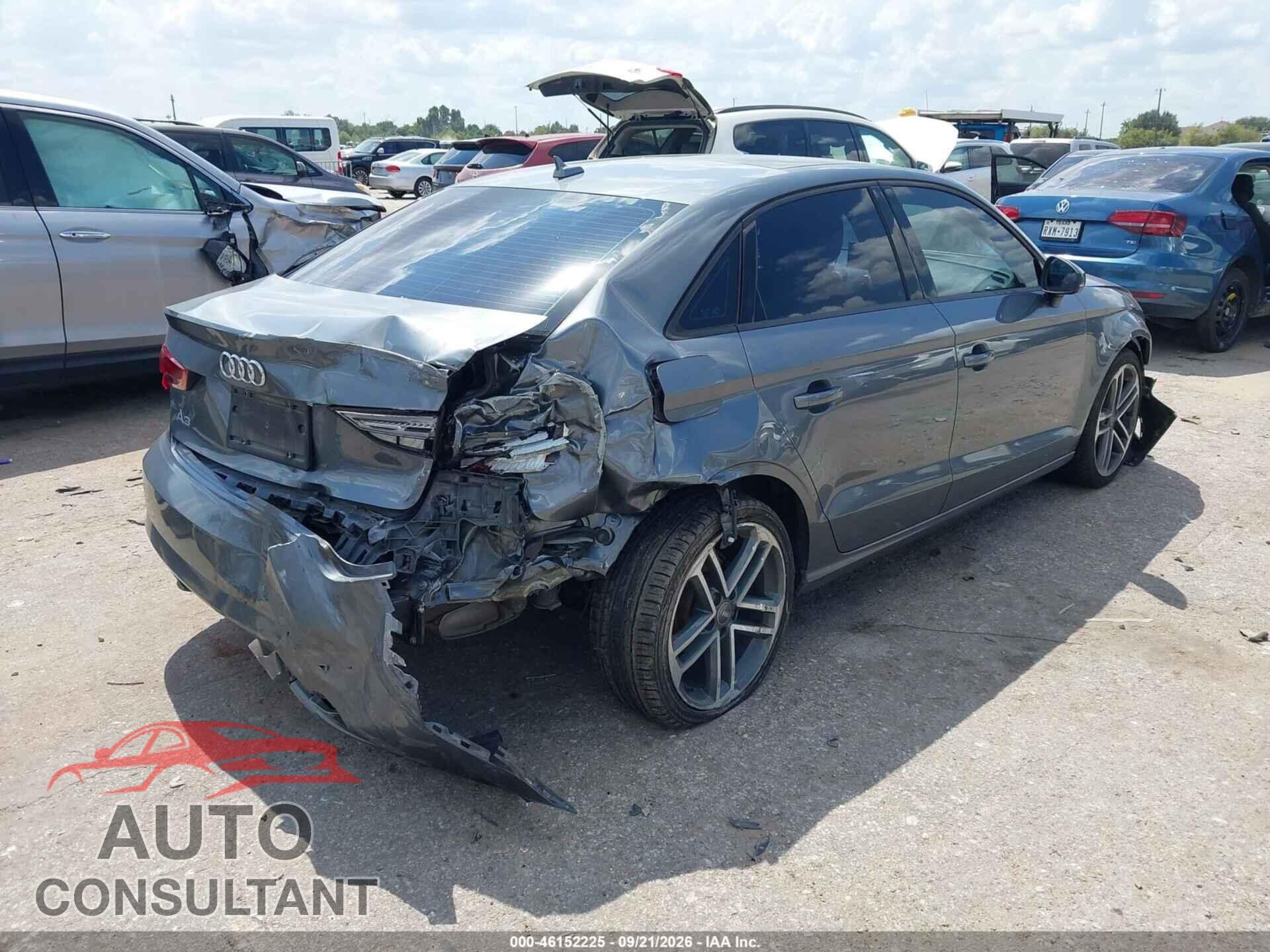 AUDI A3 2018 - WAUAUGFF2J1040490