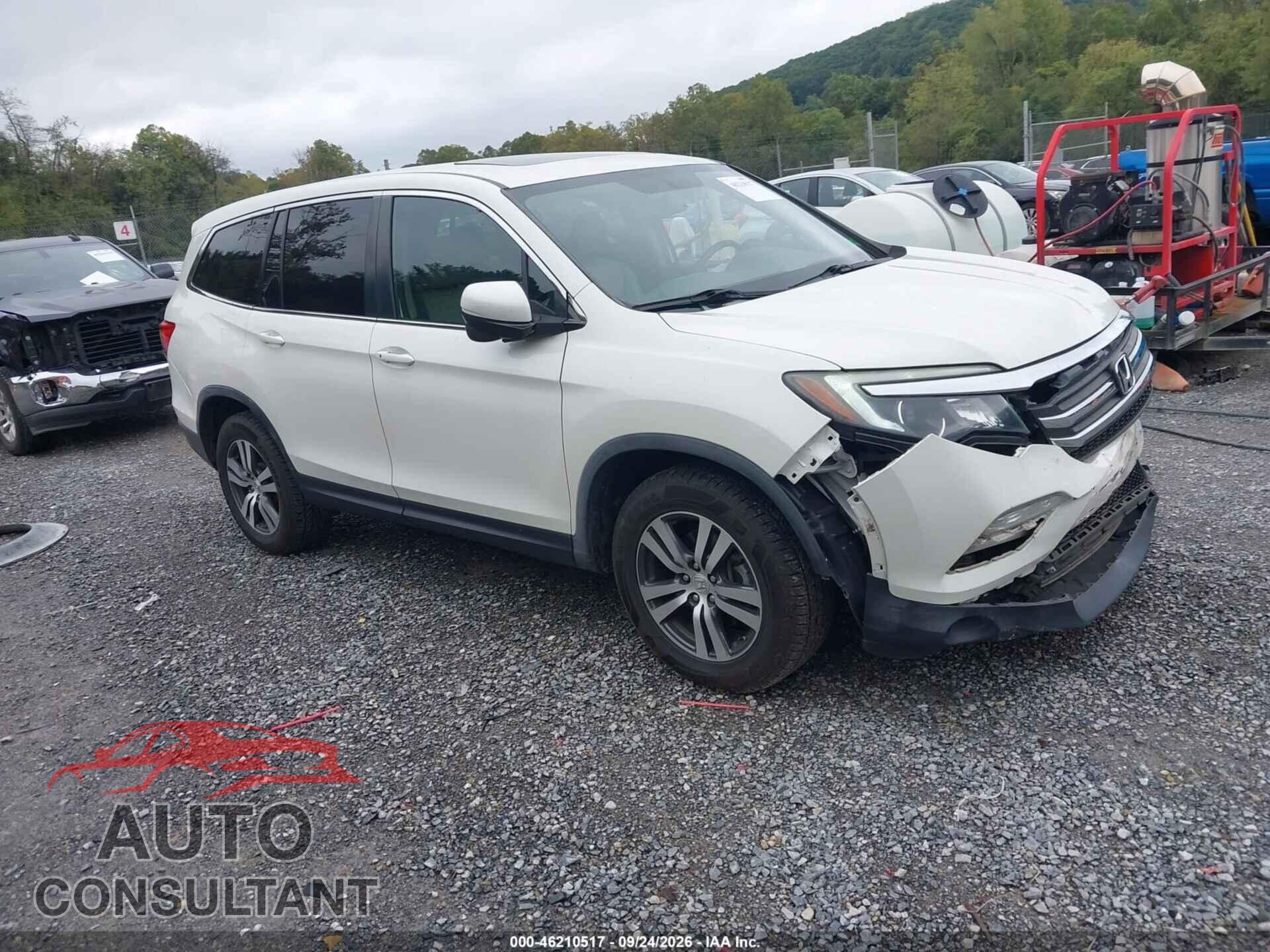 HONDA PILOT 2017 - 5FNYF6H52HB076577