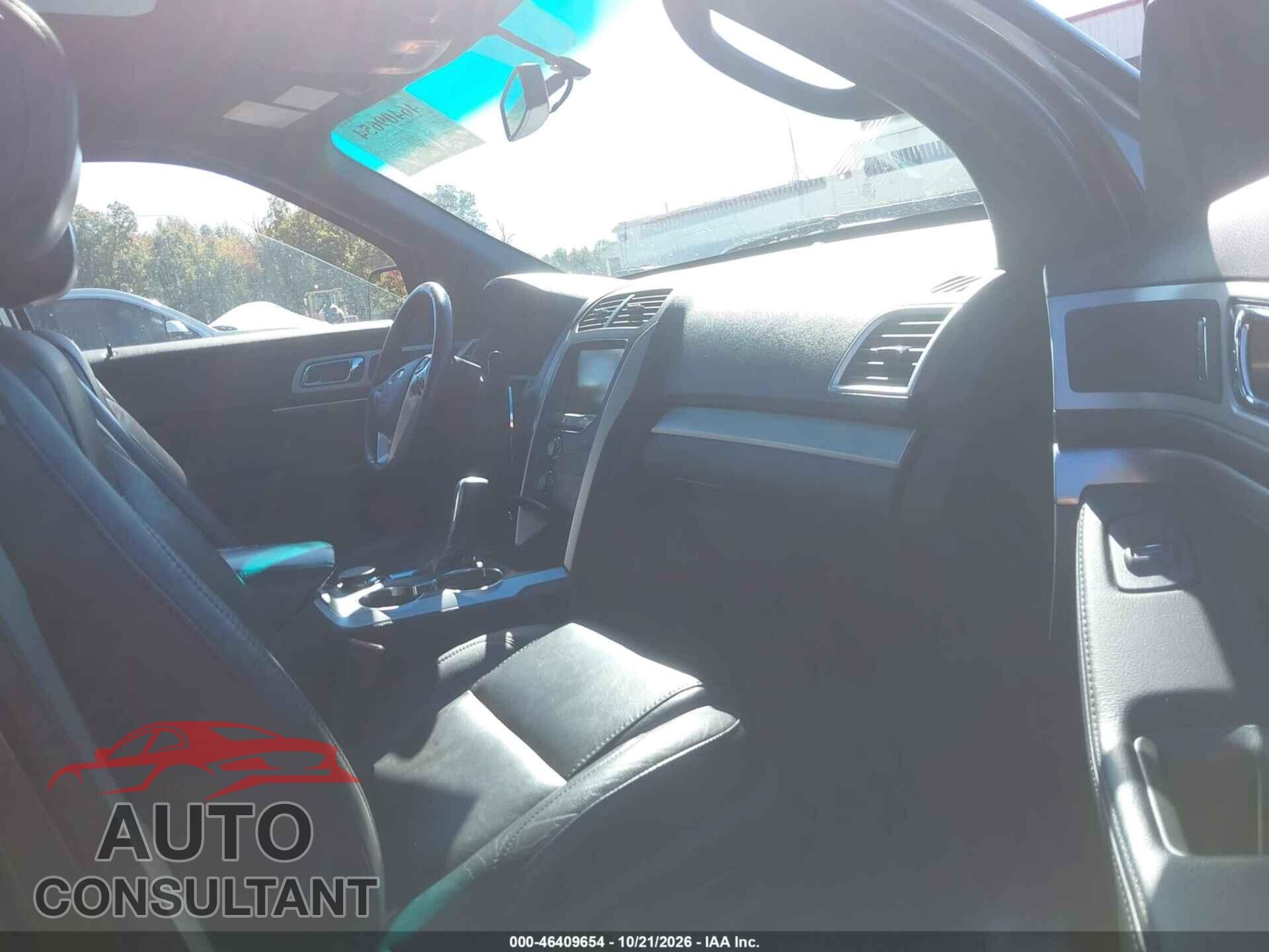 FORD EXPLORER 2015 - 1FM5K8D89FGB07929