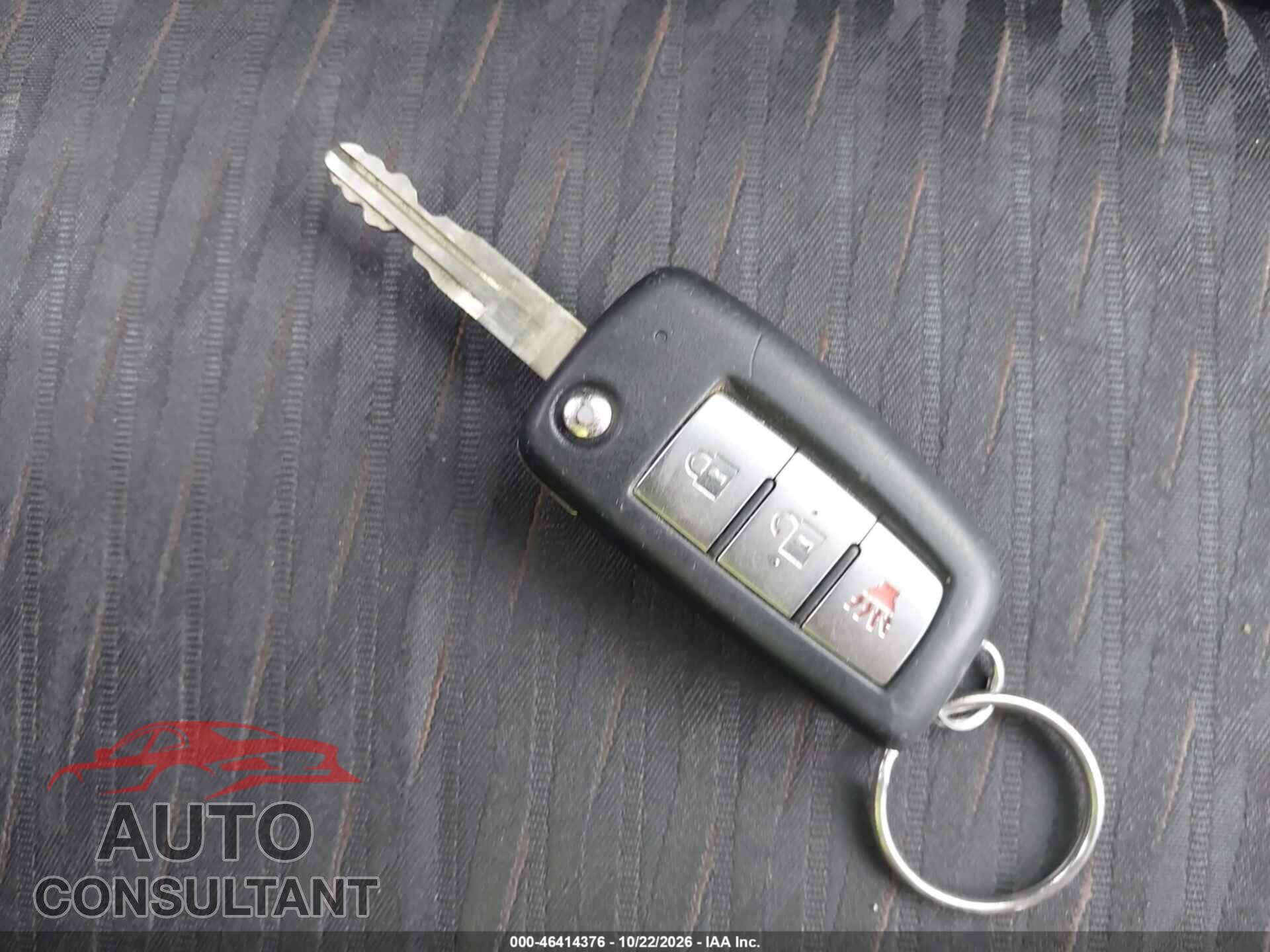 NISSAN ROGUE 2017 - 5N1AT2MT1HC797635