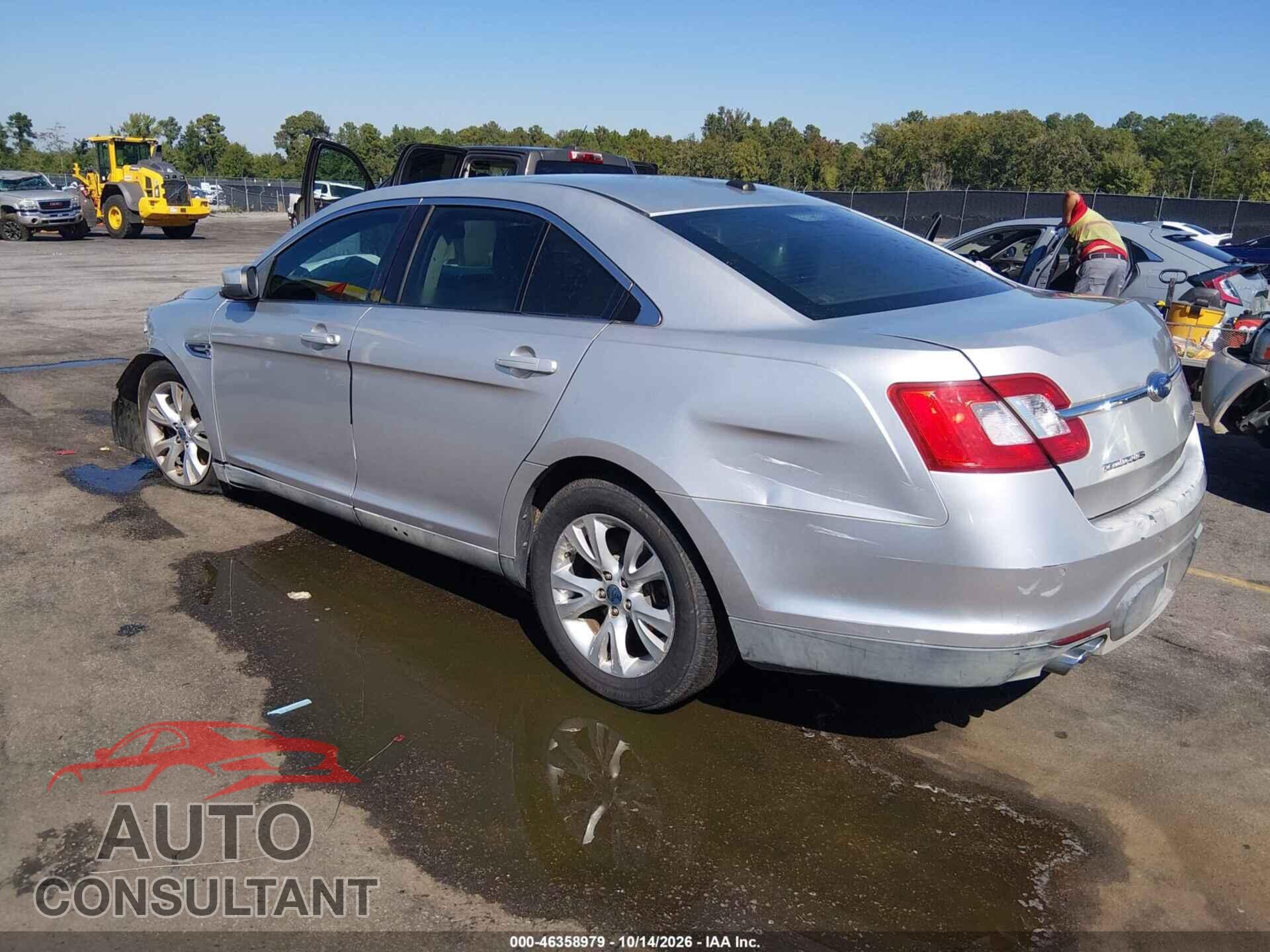 FORD TAURUS 2010 - 1FAHP2EW3AG142574