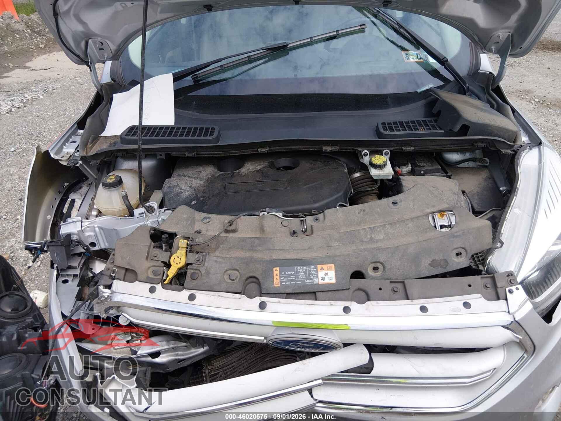 FORD ESCAPE 2018 - 1FMCU9J96JUB05652