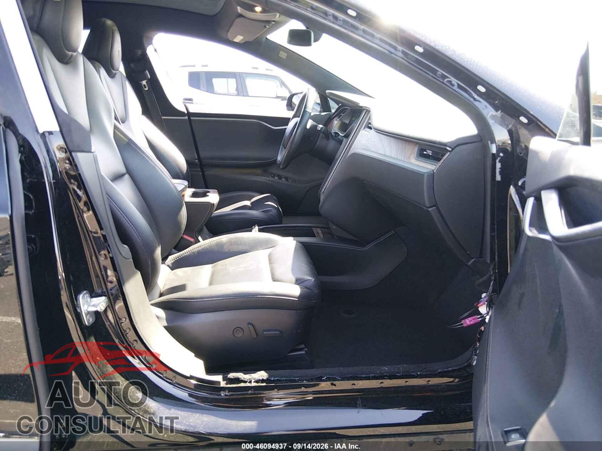 TESLA MODEL S 2021 - 5YJSA1E29MF424516