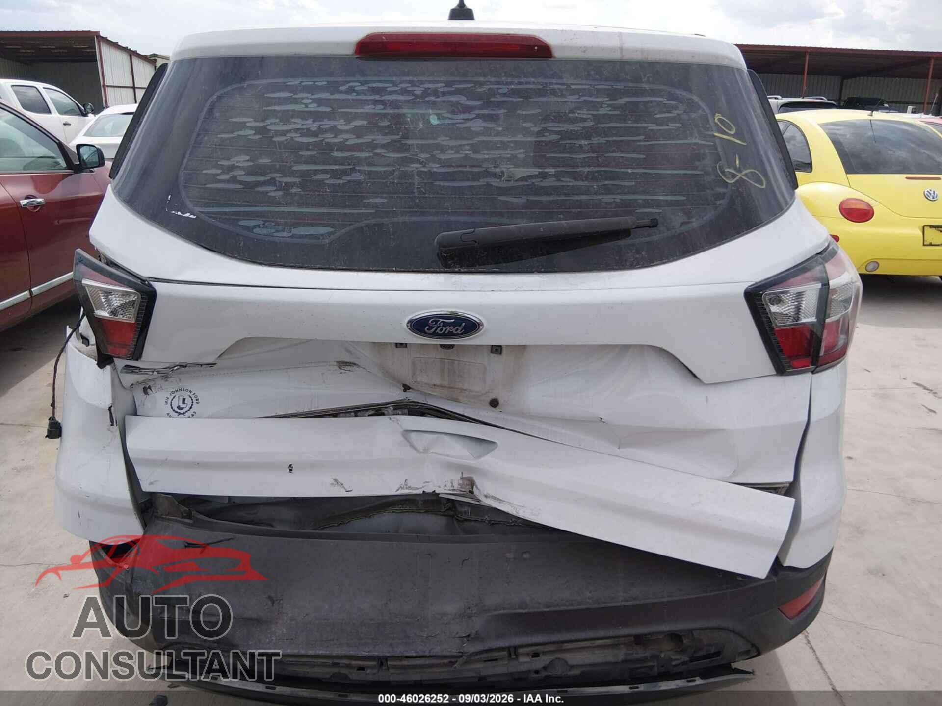 FORD ESCAPE 2017 - 1FMCU0F73HUE71825