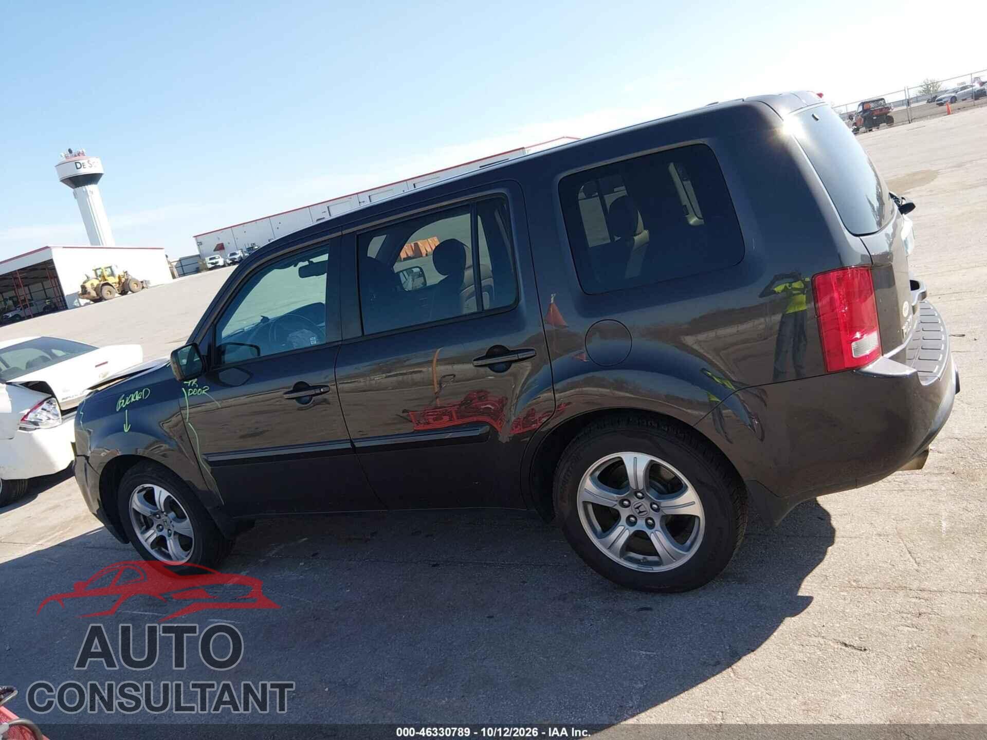 HONDA PILOT 2014 - 5FNYF4H51EB041108