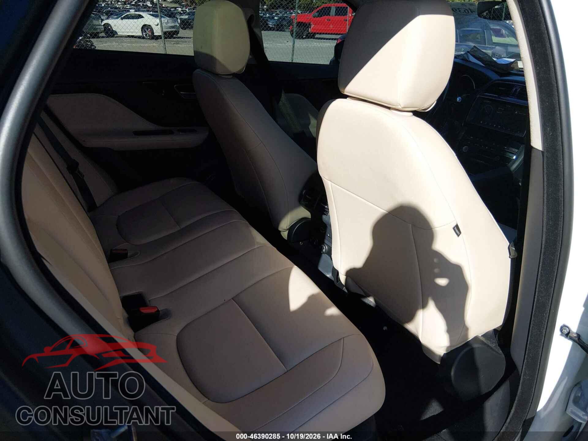 JAGUAR F-PACE 2020 - SADCJ2FX8LA648330