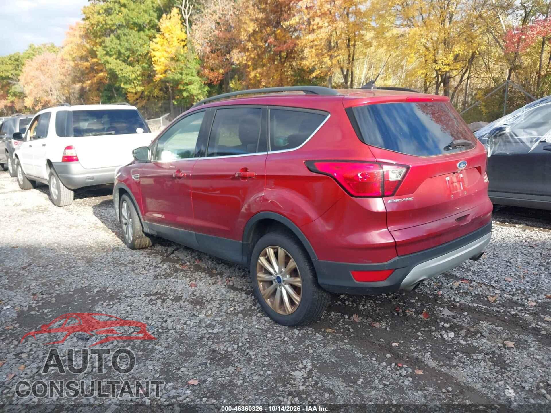 FORD ESCAPE 2019 - 1FMCU9HD6KUB92285