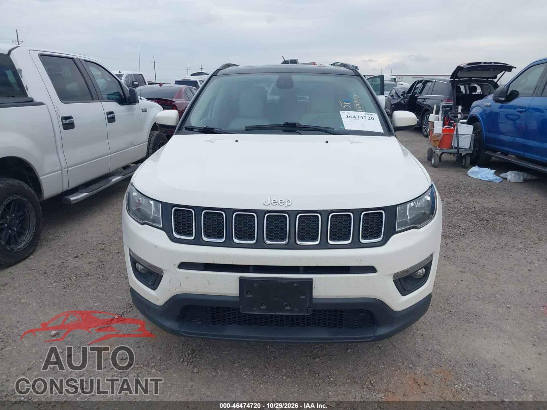 JEEP COMPASS 2018 - 3C4NJDBB6JT147100