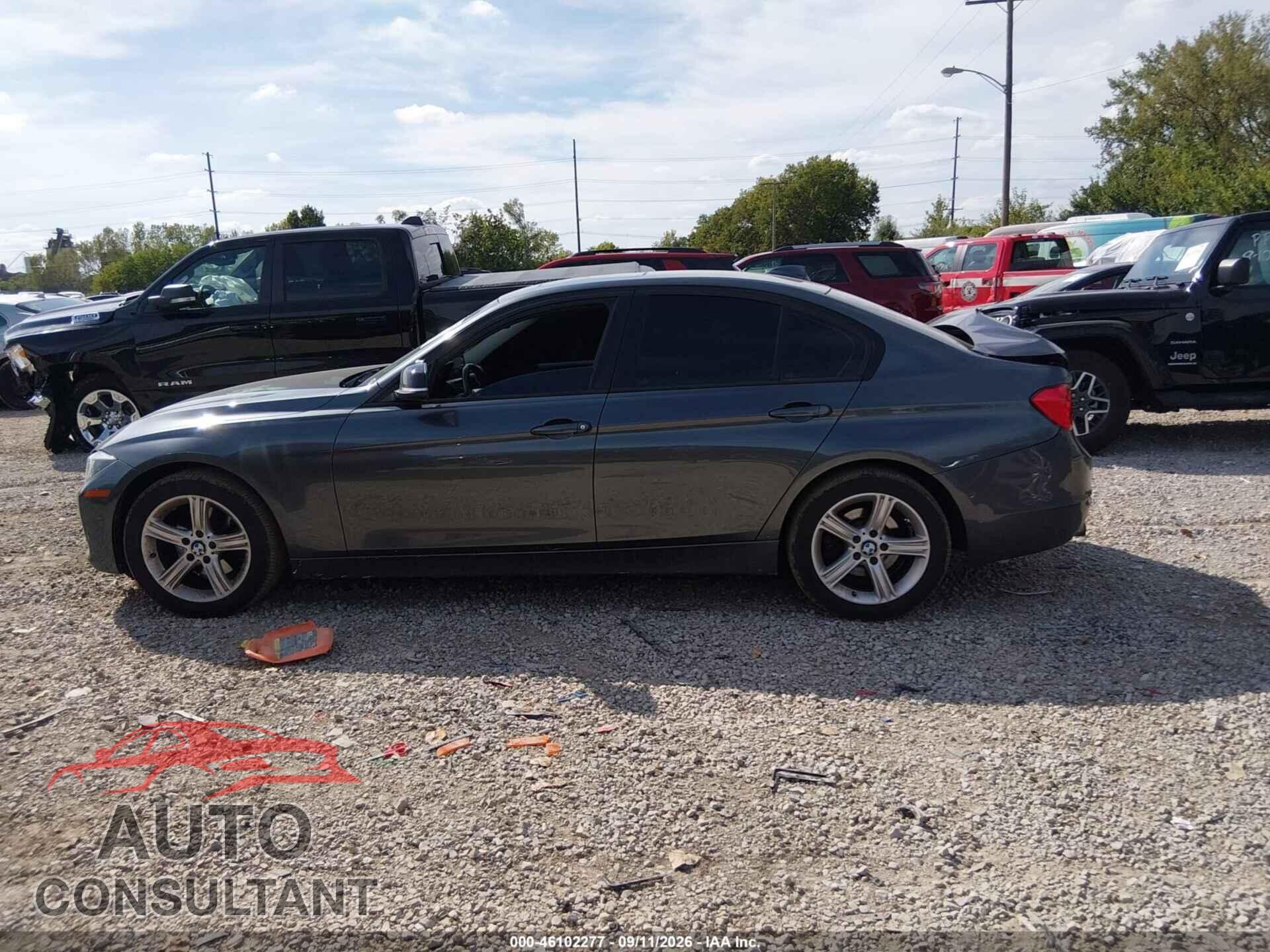 BMW 328I 2013 - WBA3B3C57DF538940