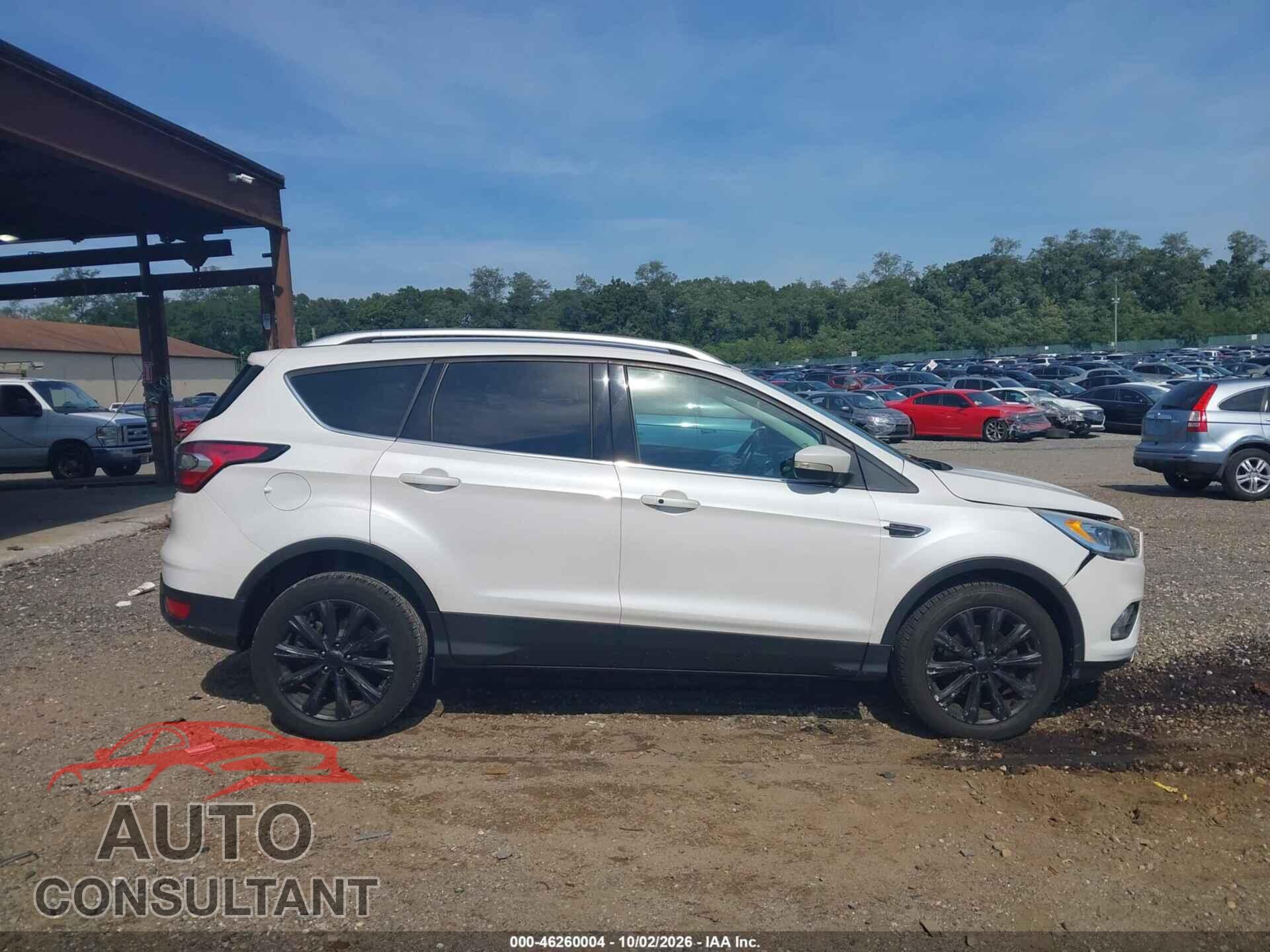 FORD ESCAPE 2017 - 1FMCU0JD2HUE65074
