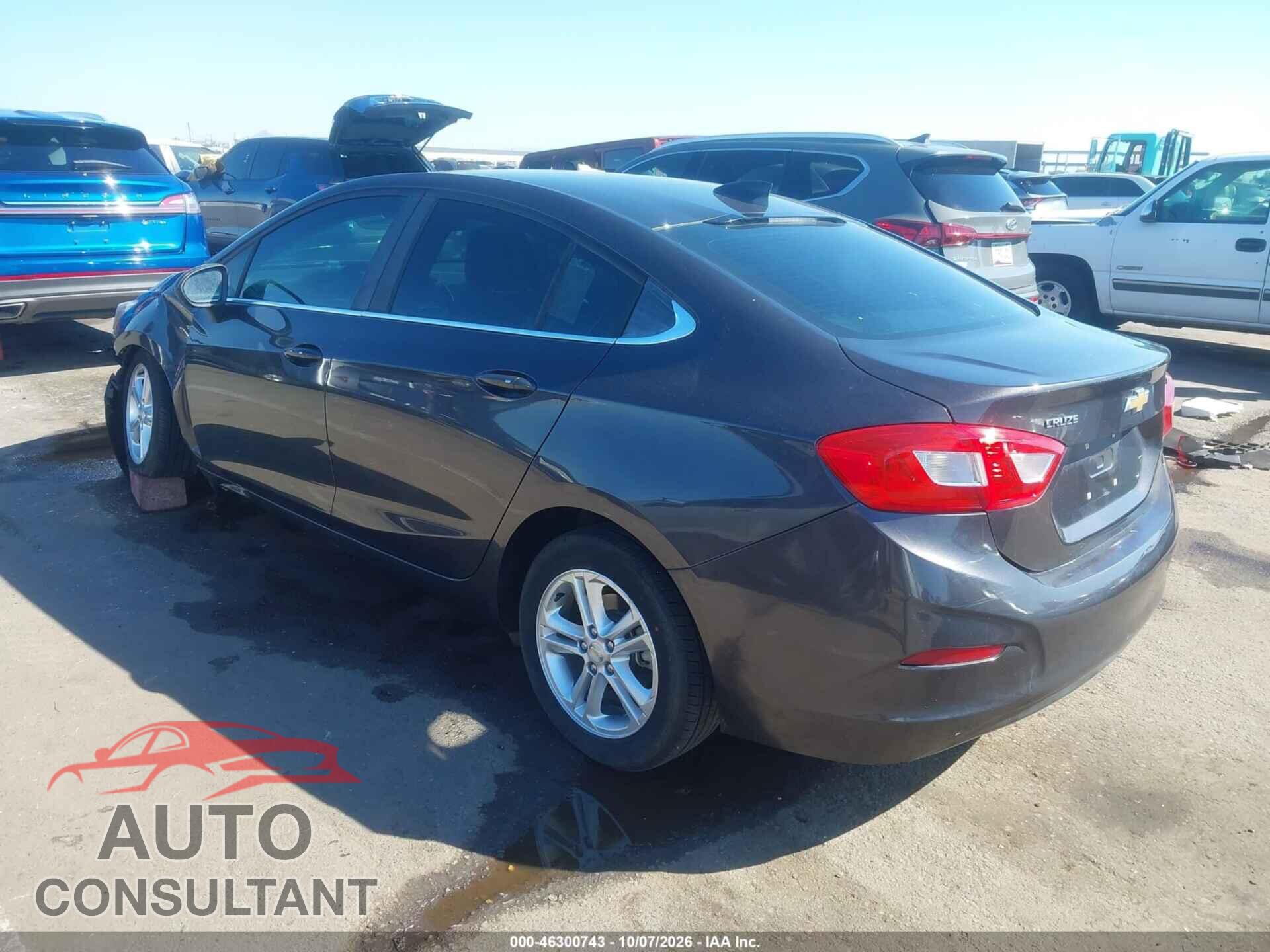 CHEVROLET CRUZE 2017 - 1G1BE5SM0H7145302