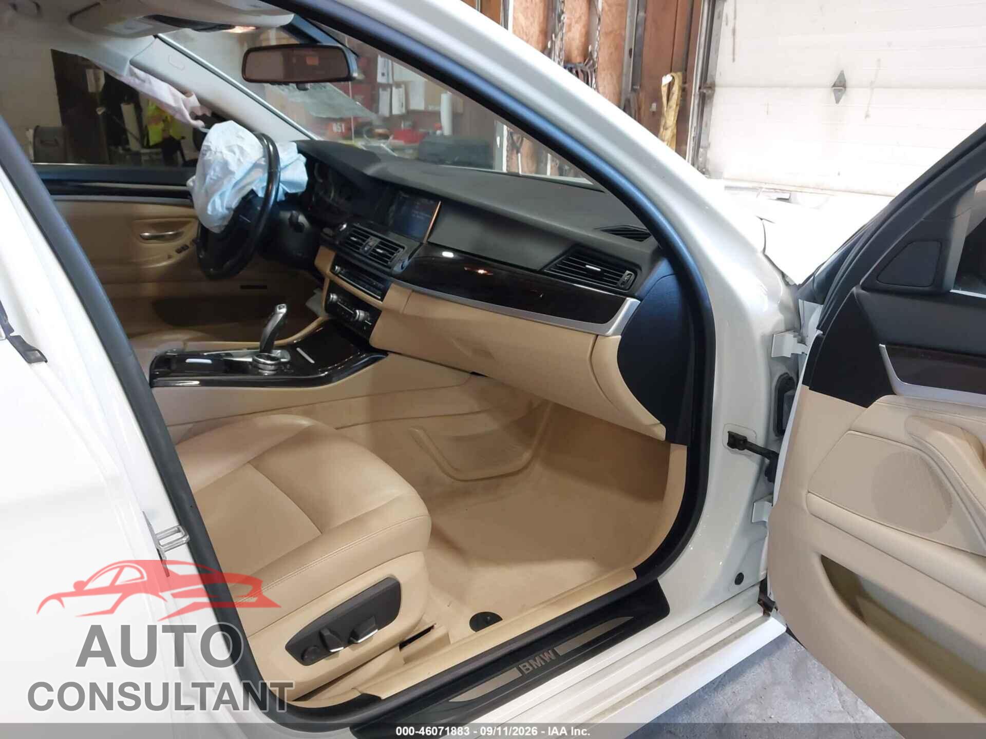 BMW 528I 2014 - WBA5A7C59ED619289