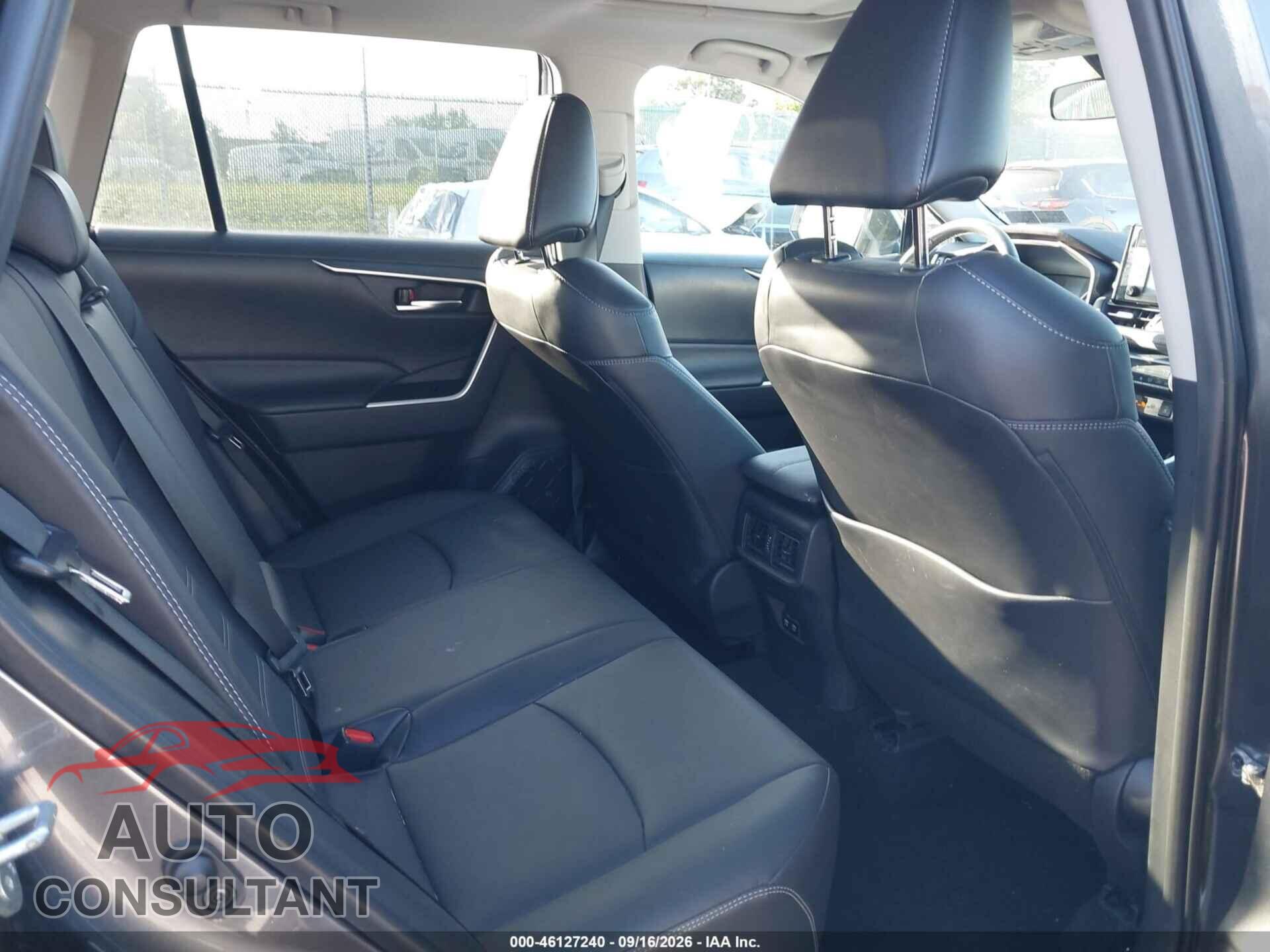 TOYOTA RAV4 2019 - 2T3A1RFV7KC028984