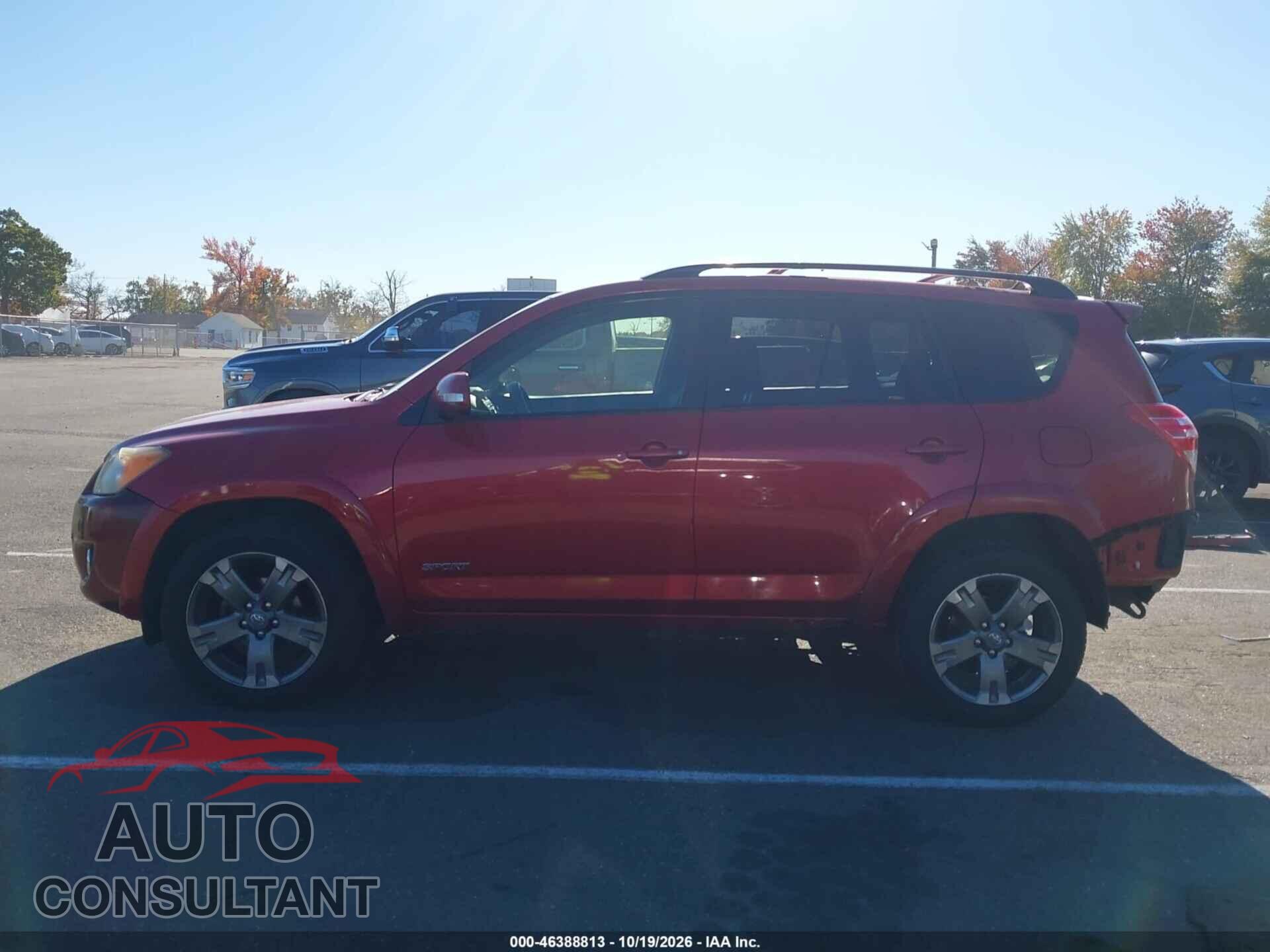 TOYOTA RAV4 2012 - JTMRF4DV4C5053701