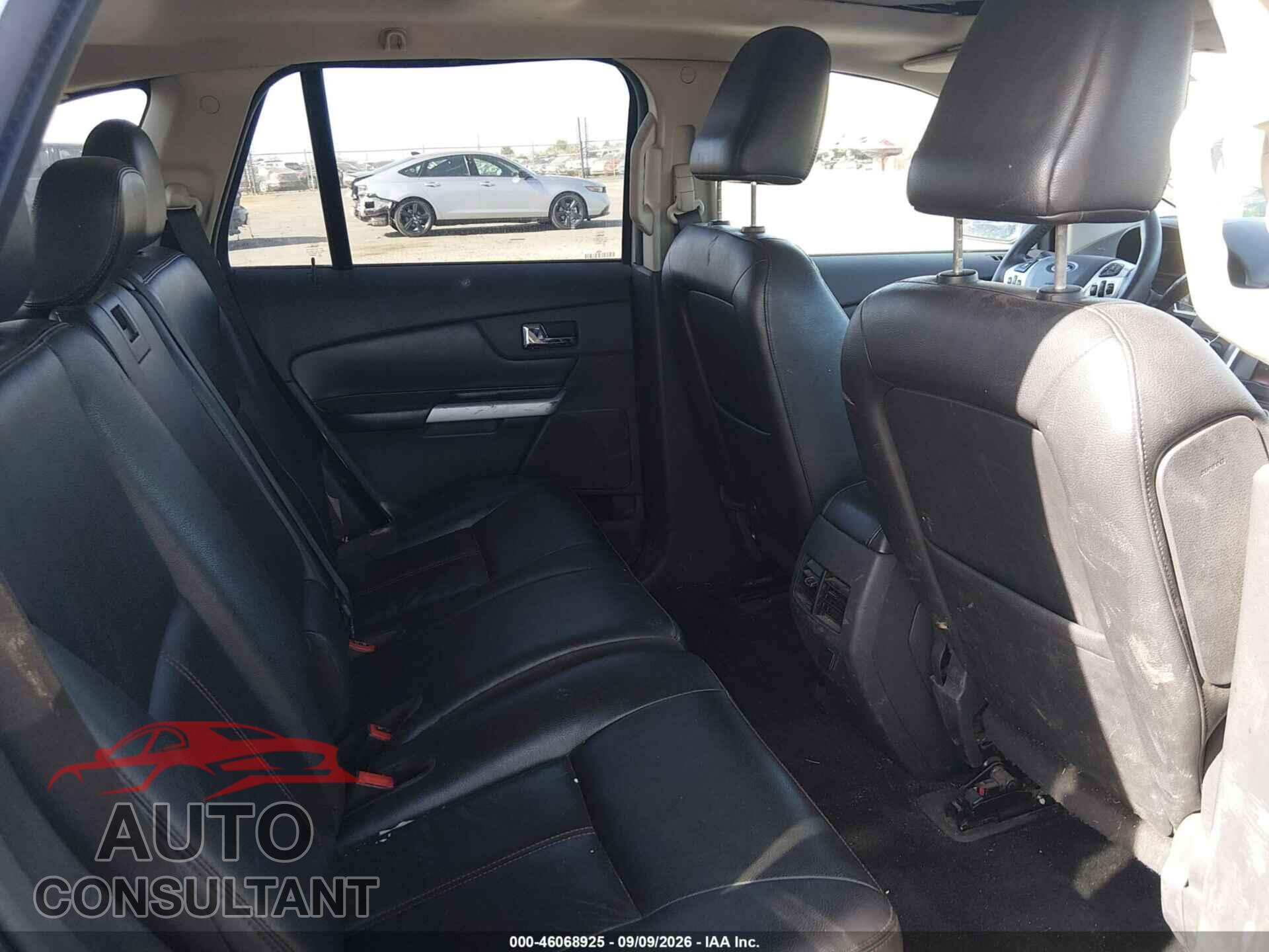 FORD EDGE 2011 - 2FMDK3JC0BBB08136