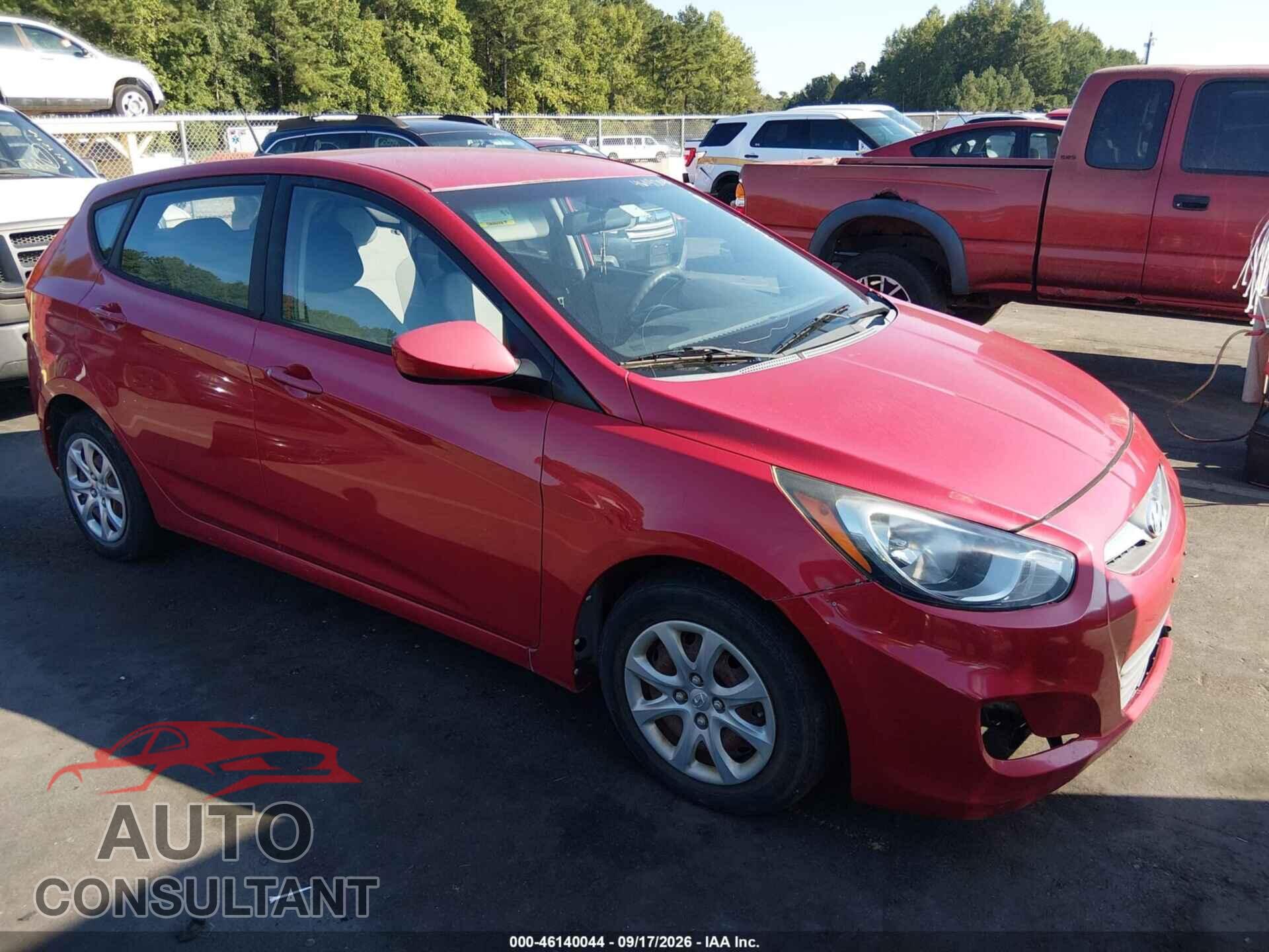 HYUNDAI ACCENT 2013 - KMHCT5AEXDU118384