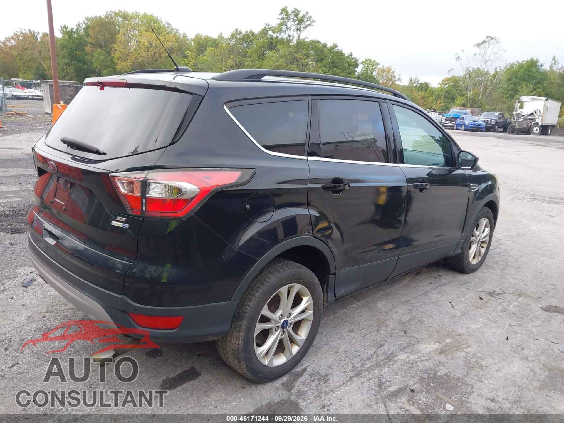 FORD ESCAPE 2017 - 1FMCU9GD4HUB33858