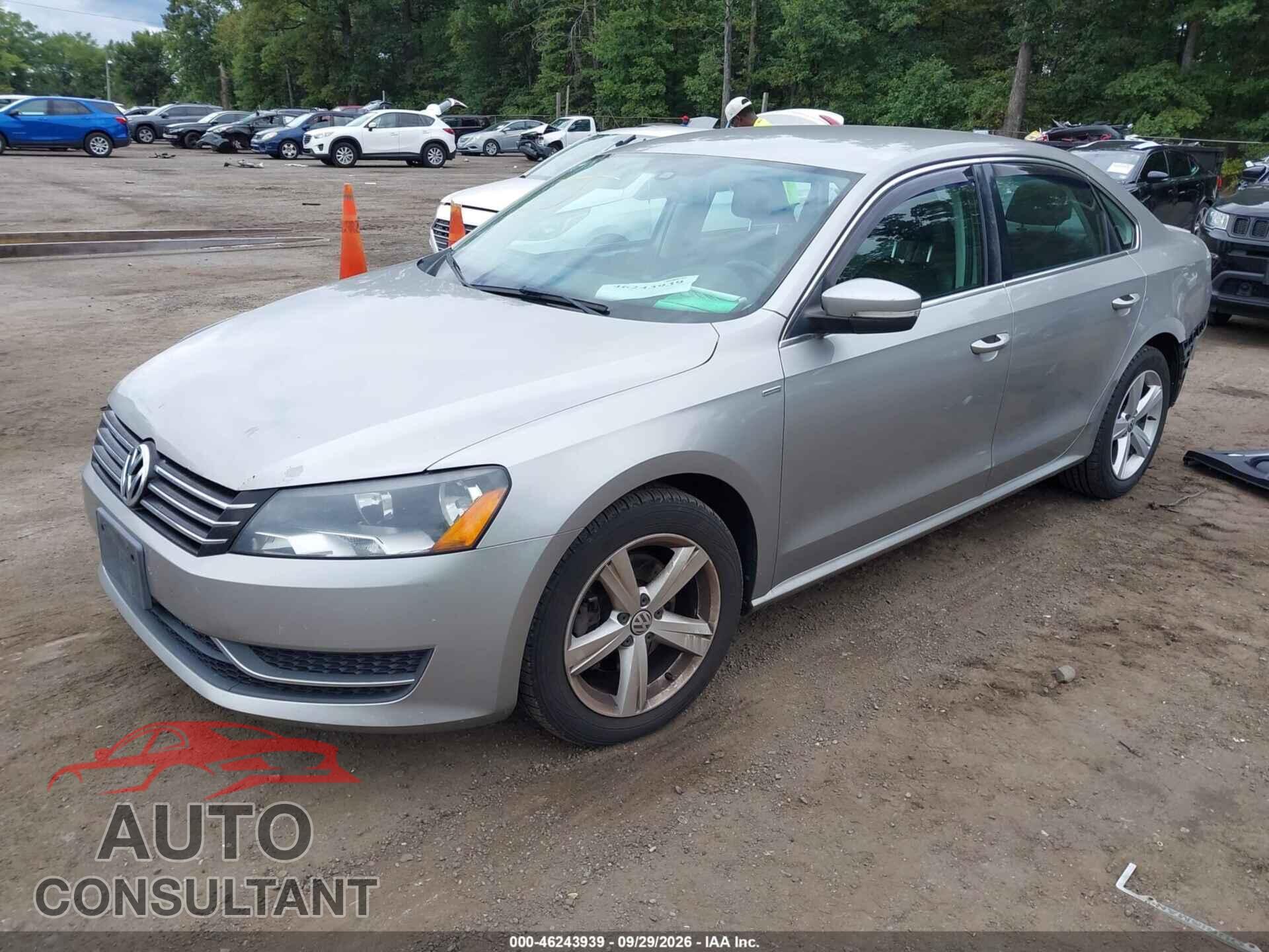 VOLKSWAGEN PASSAT 2014 - 1VWAT7A34EC055048