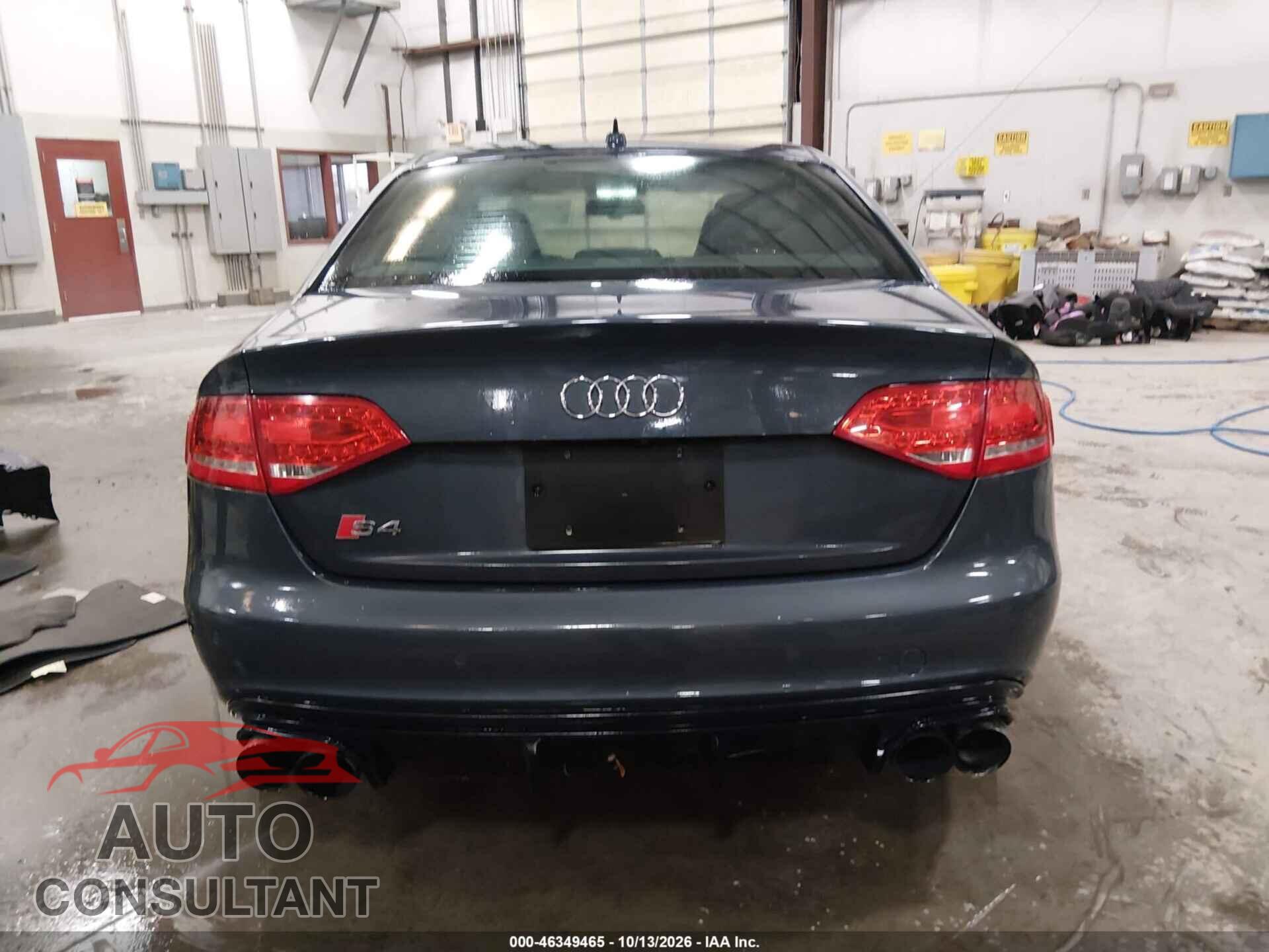 AUDI S4 2011 - WAUMGBFL0BA072546