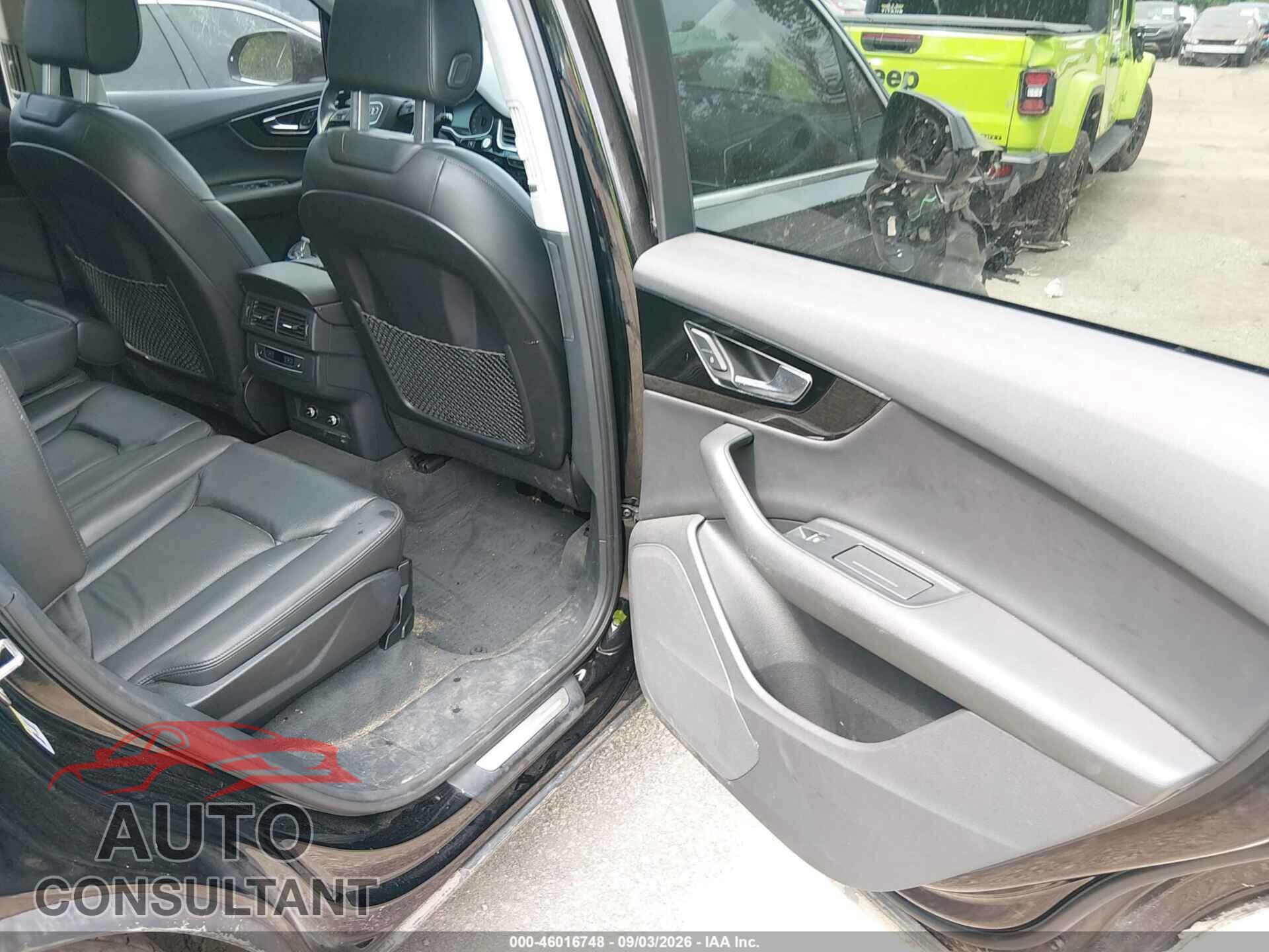 AUDI Q7 2019 - WA1AABF79KD004717