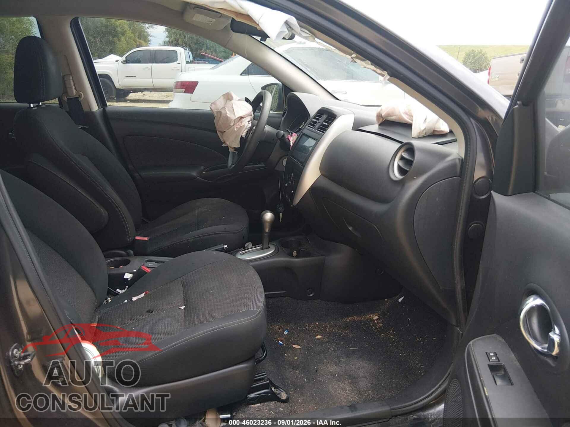 NISSAN VERSA 2015 - 3N1CN7AP1FL840211
