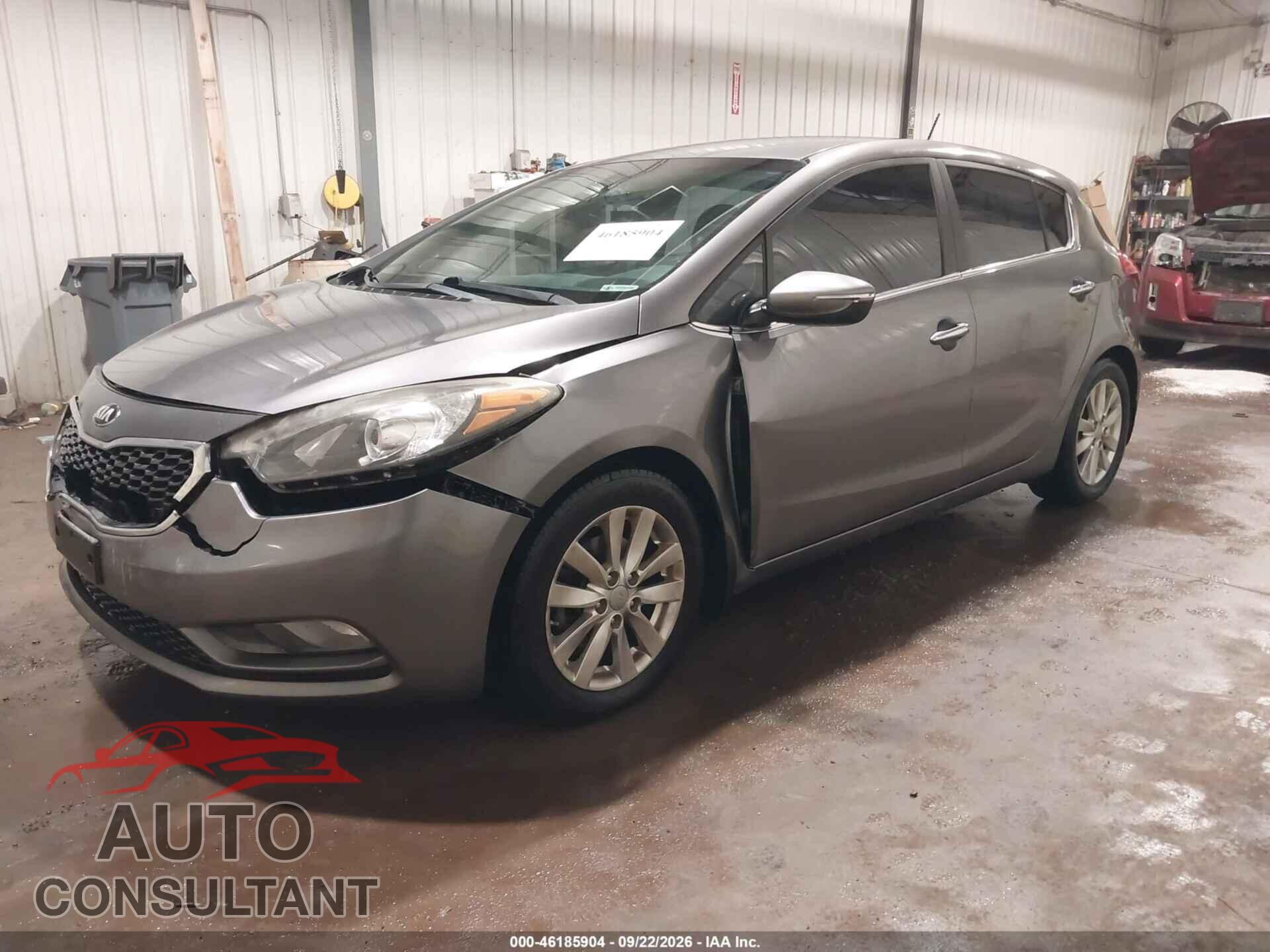 KIA FORTE 2015 - KNAFX5A8XF5324055