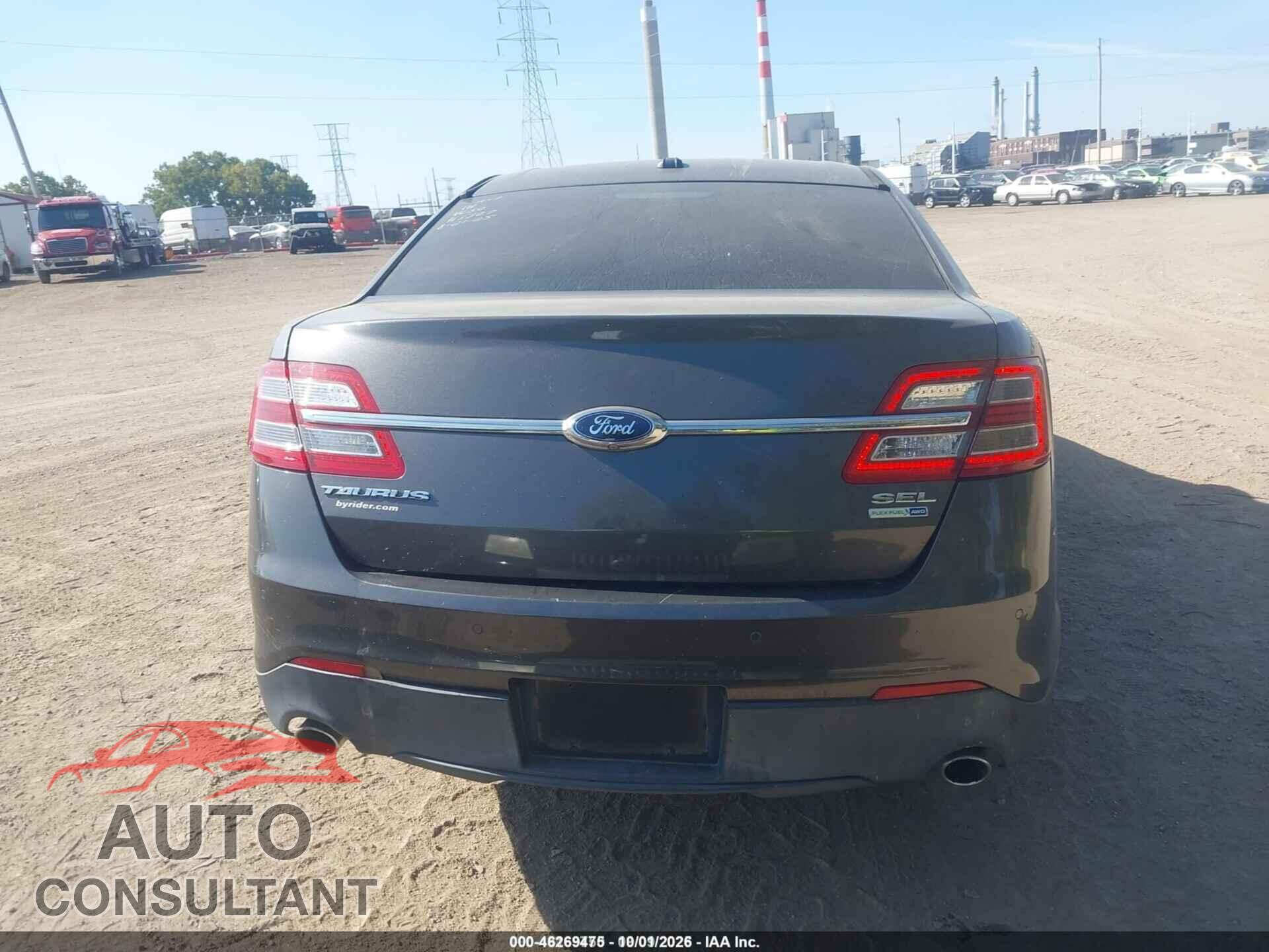 FORD TAURUS 2015 - 1FAHP2H87FG105211