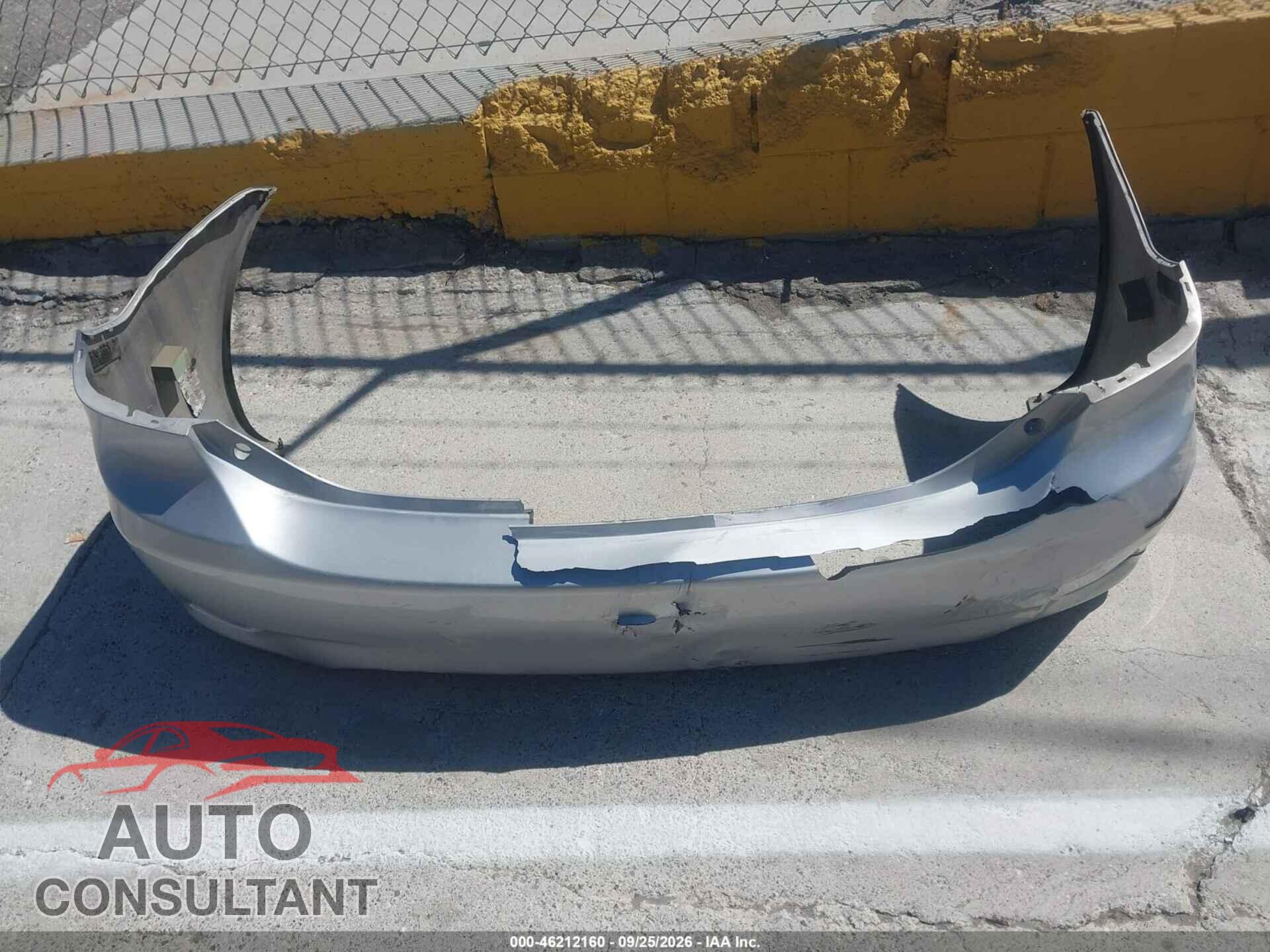 TOYOTA COROLLA 2012 - 2T1BU4EE5CC803583