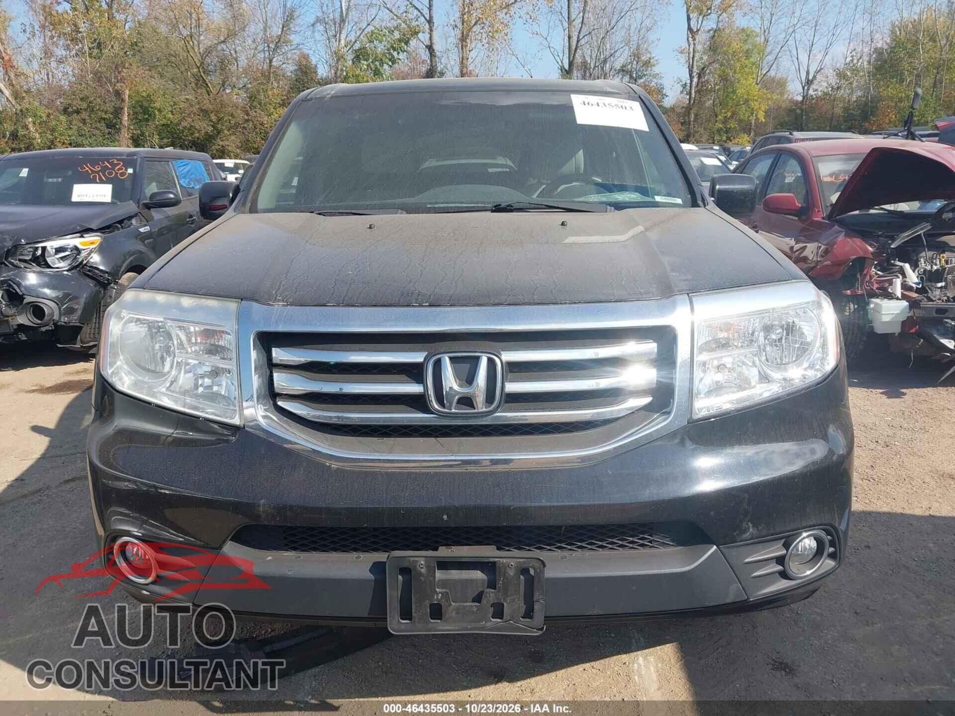 HONDA PILOT 2015 - 5FNYF4H3XFB074009