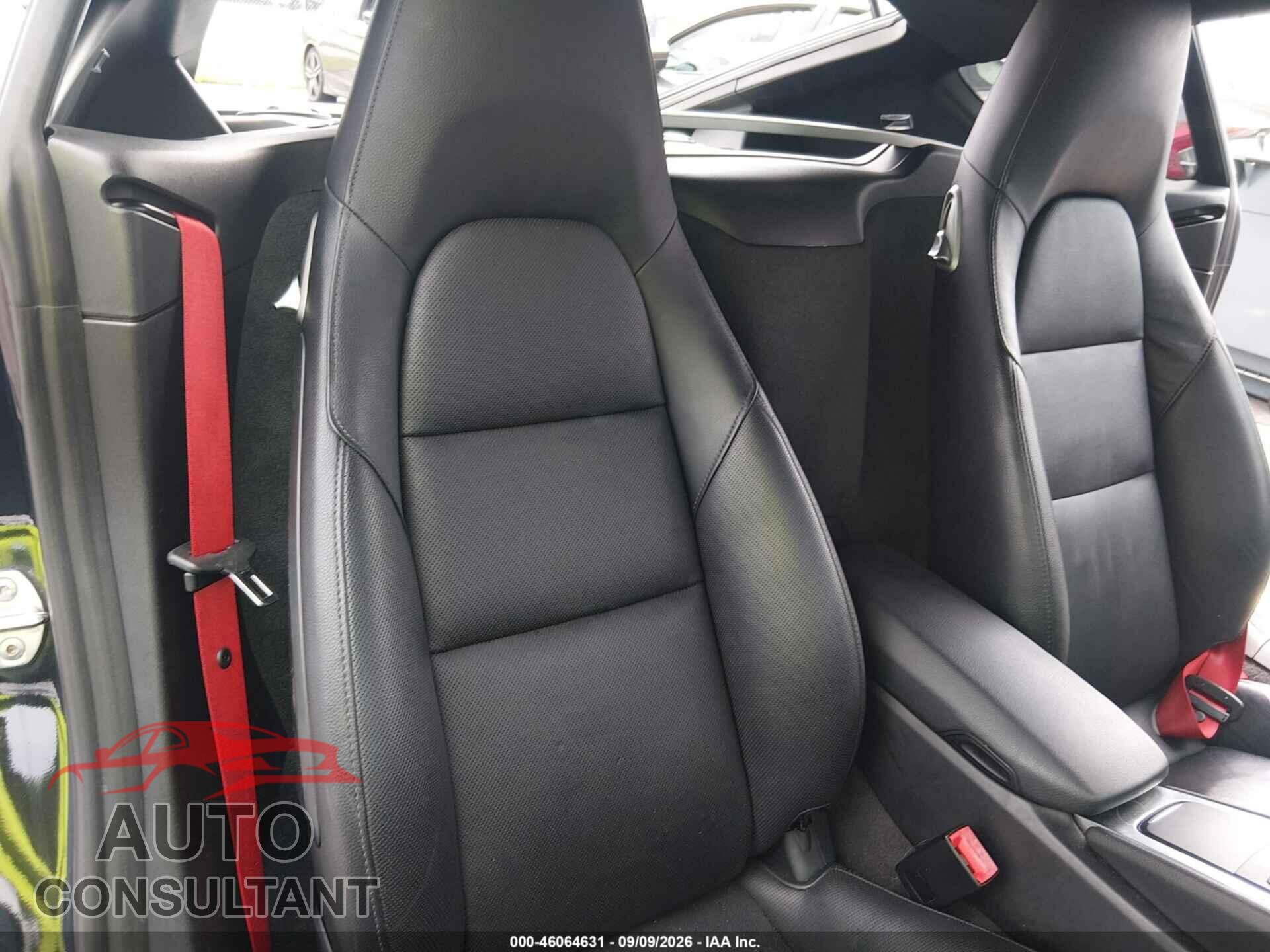 PORSCHE 718 CAYMAN 2018 - WP0AA2A8XJK260266