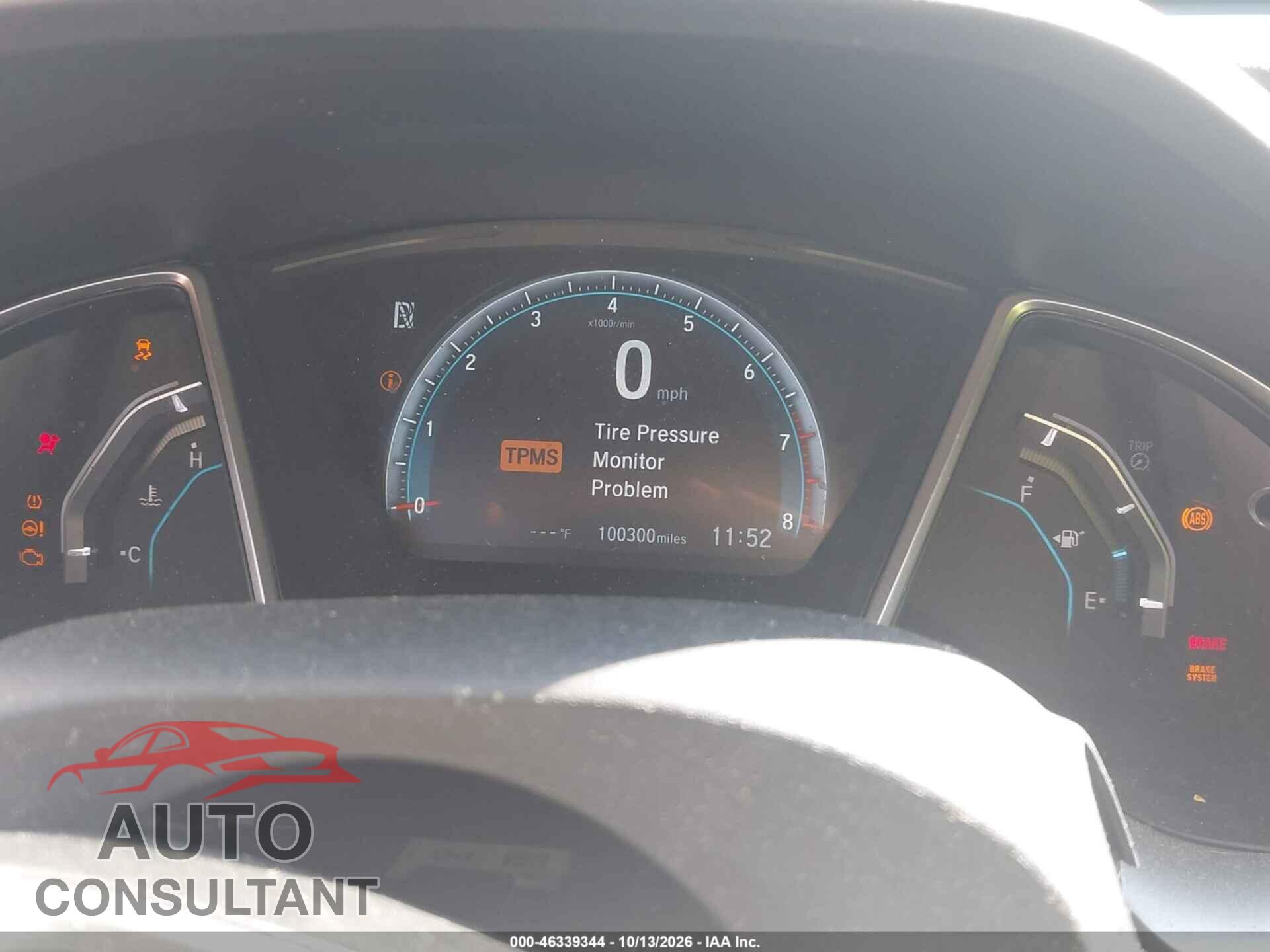 HONDA CIVIC 2018 - 19XFC2F79JE008821