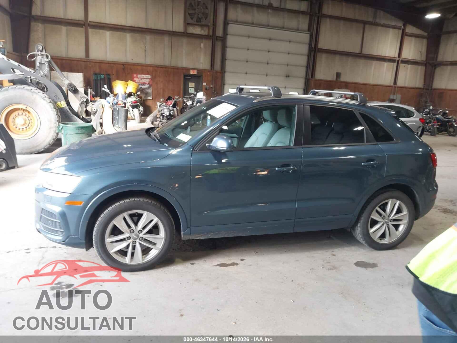 AUDI Q3 2017 - WA1ECCFS1HR007709