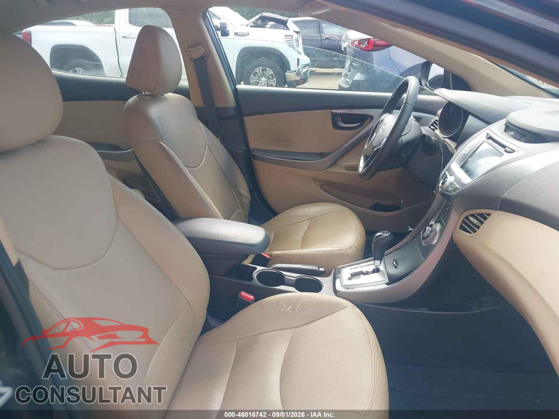 HYUNDAI ELANTRA 2012 - 5NPDH4AE0CH150032